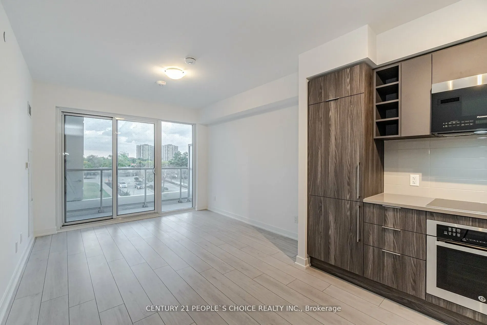 2033 kennedy Road W, #312