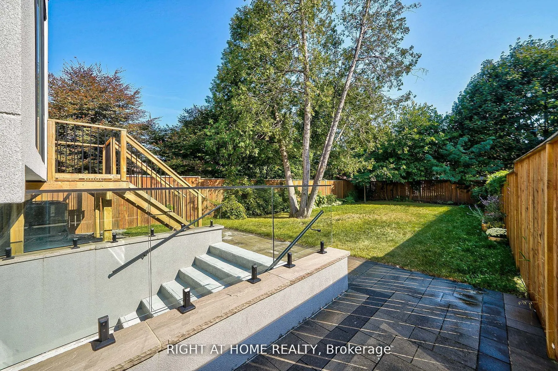 333 Woodmount Avenue