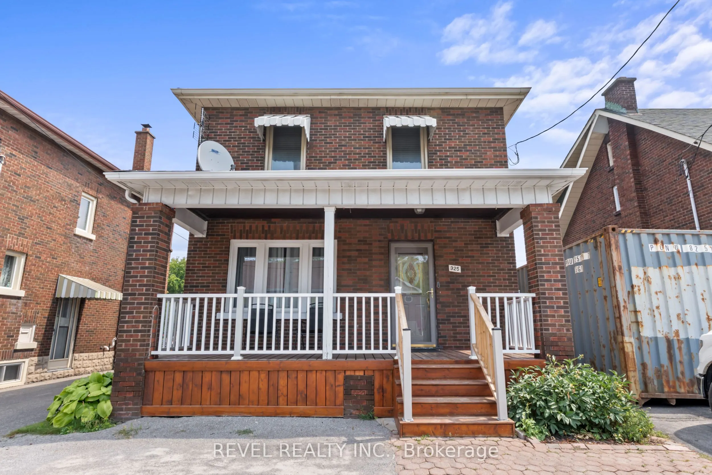 325 Ritson Road S
