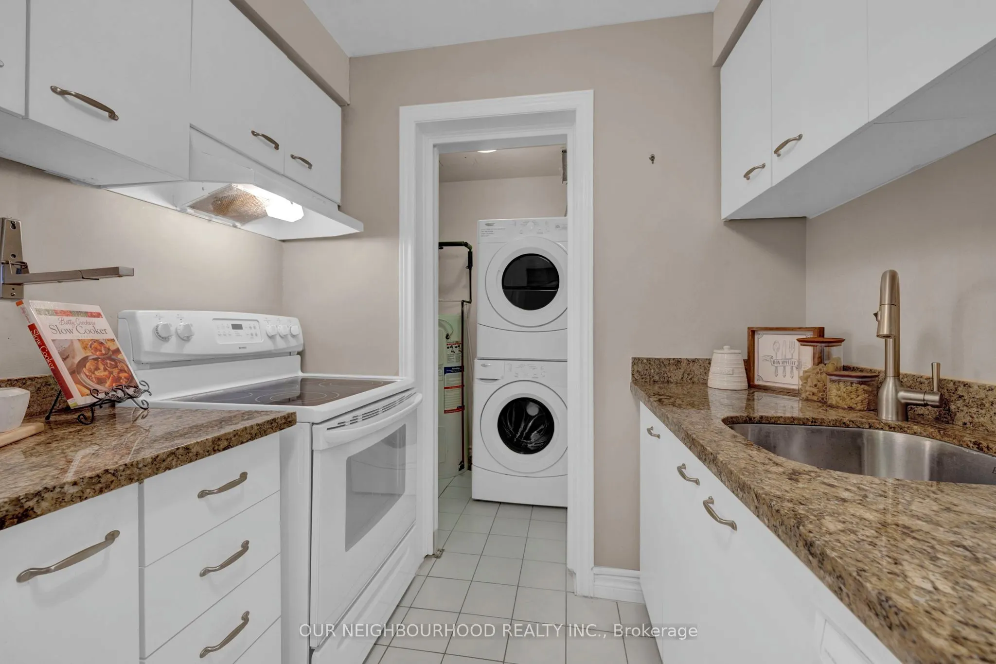 191 Lake Driveway Drive W, #210