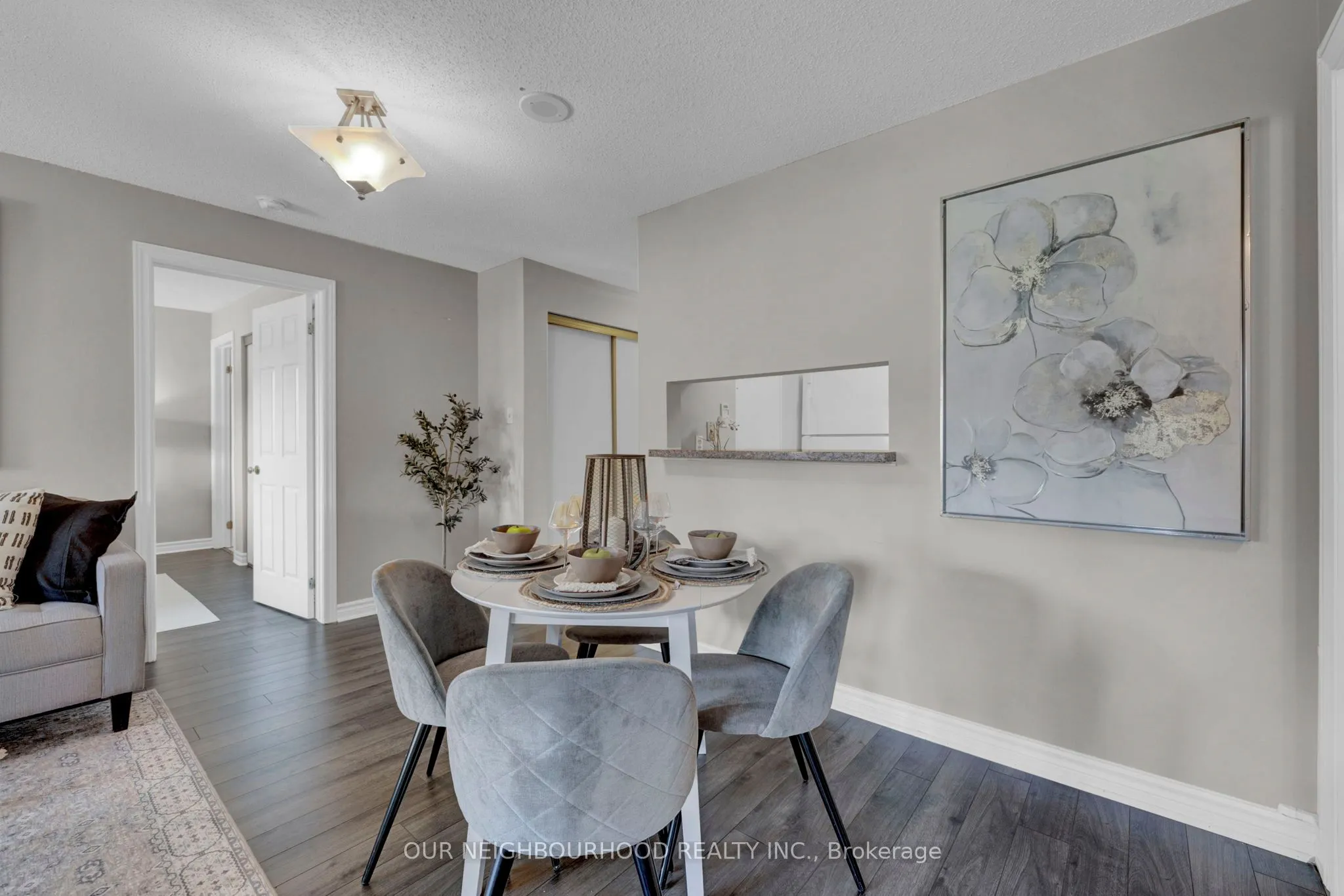 191 Lake Driveway Drive W, #210