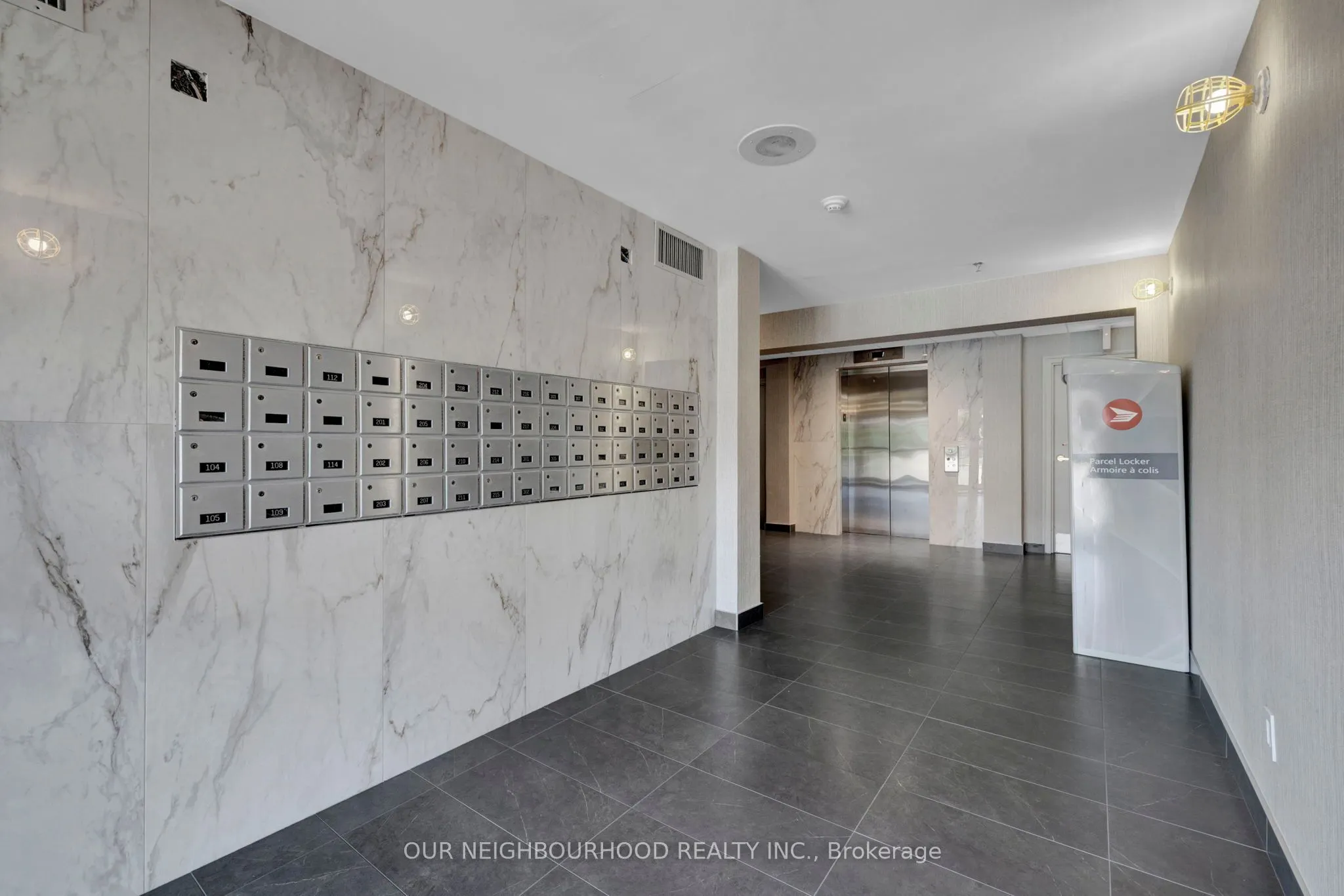 191 Lake Driveway Drive W, #210