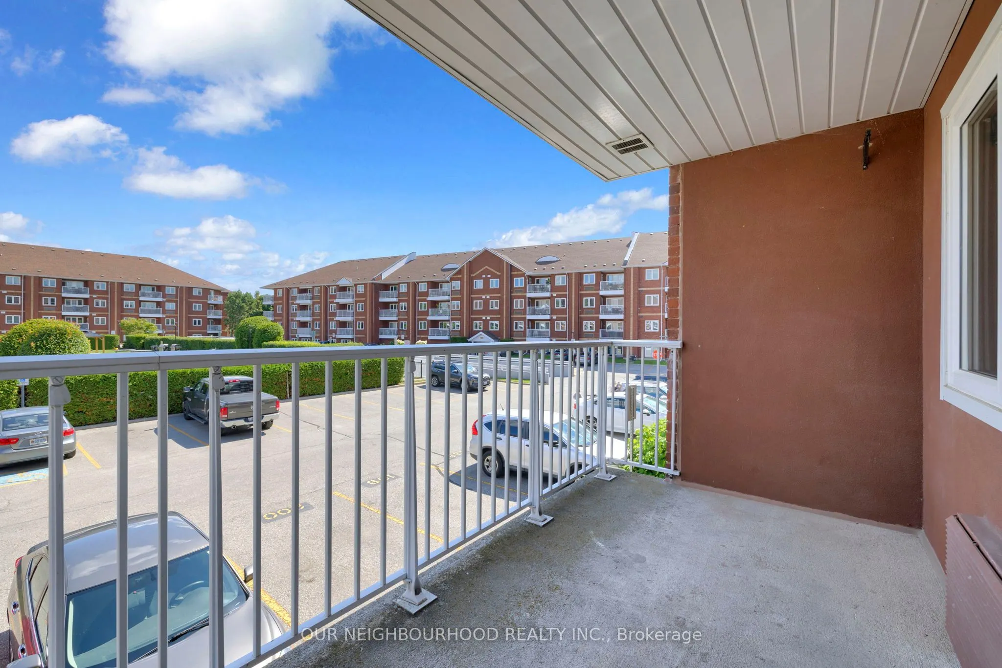 191 Lake Driveway Drive W, #210