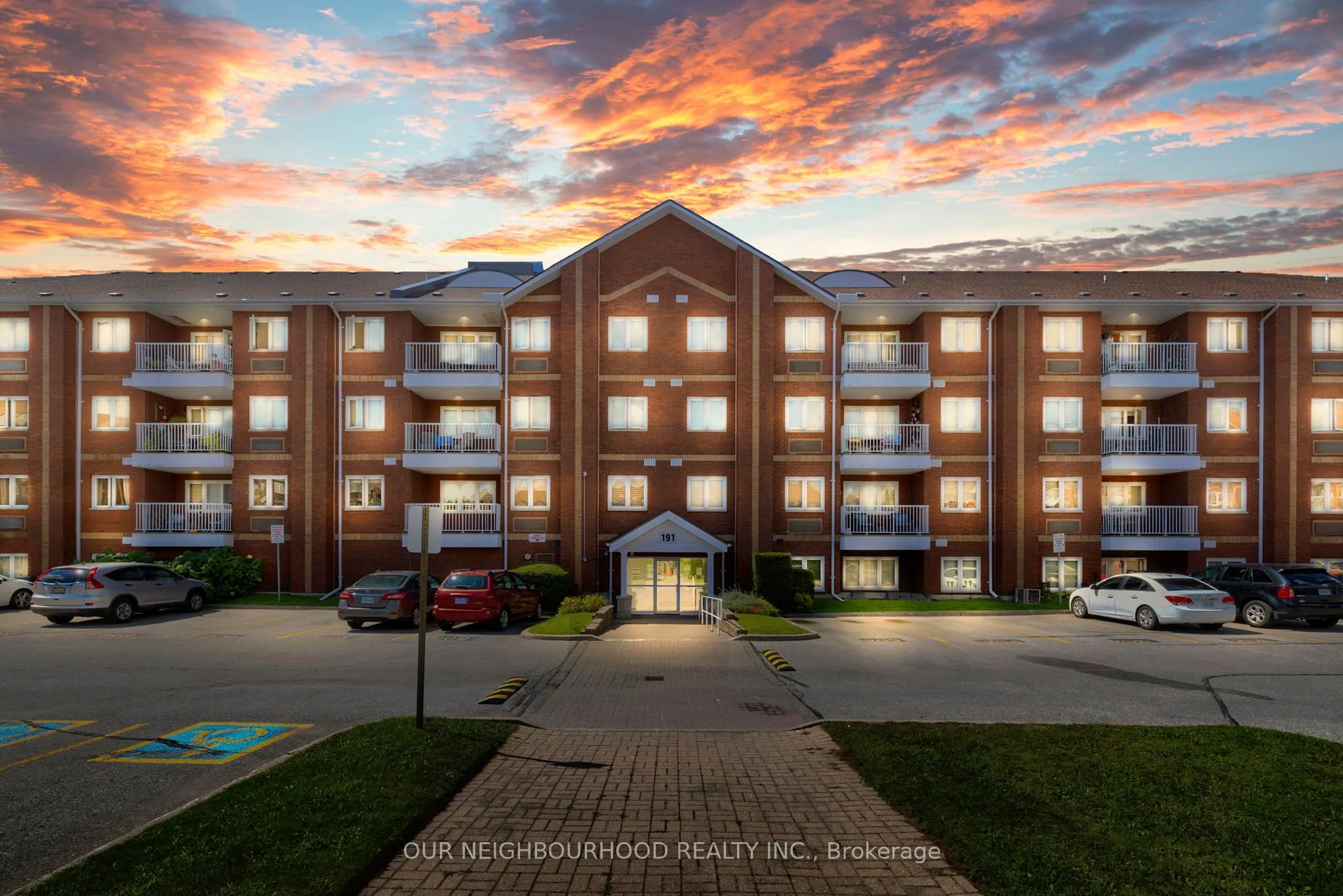 191 Lake Driveway Drive W, #210