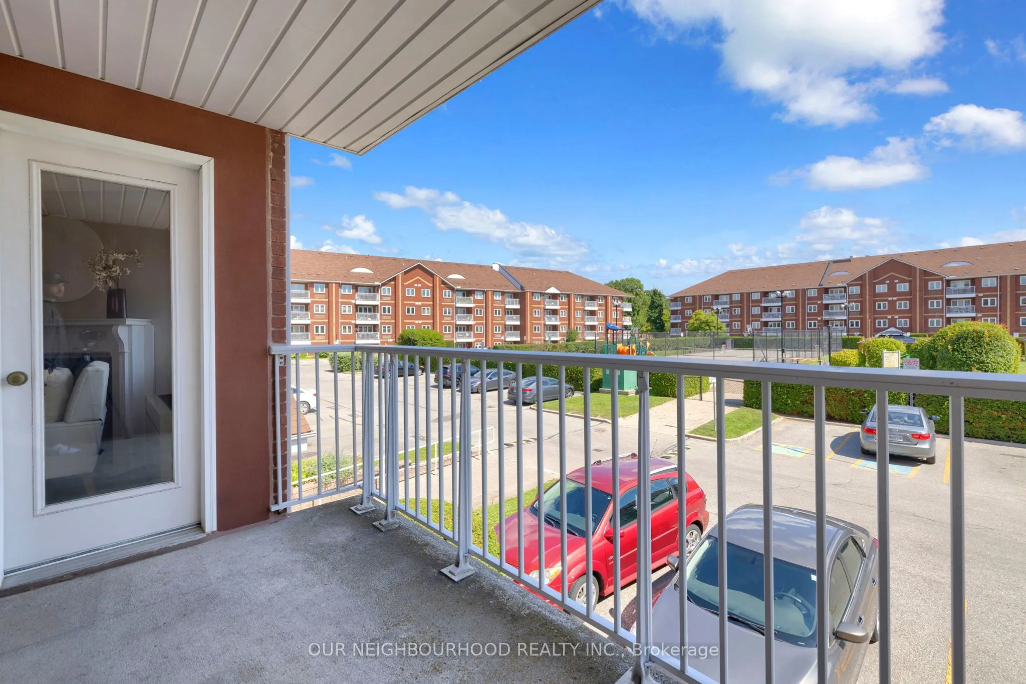191 Lake Driveway Drive W, #210