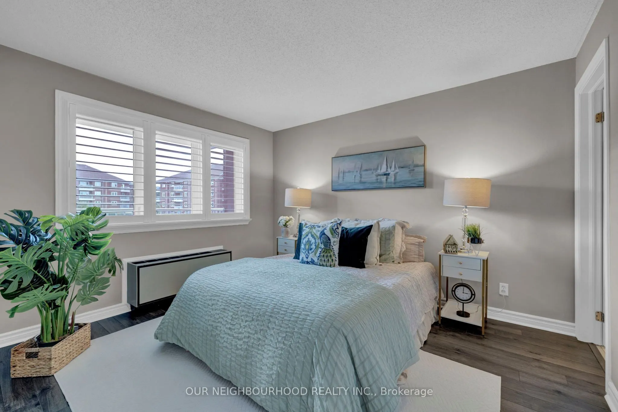 191 Lake Driveway Drive W, #210