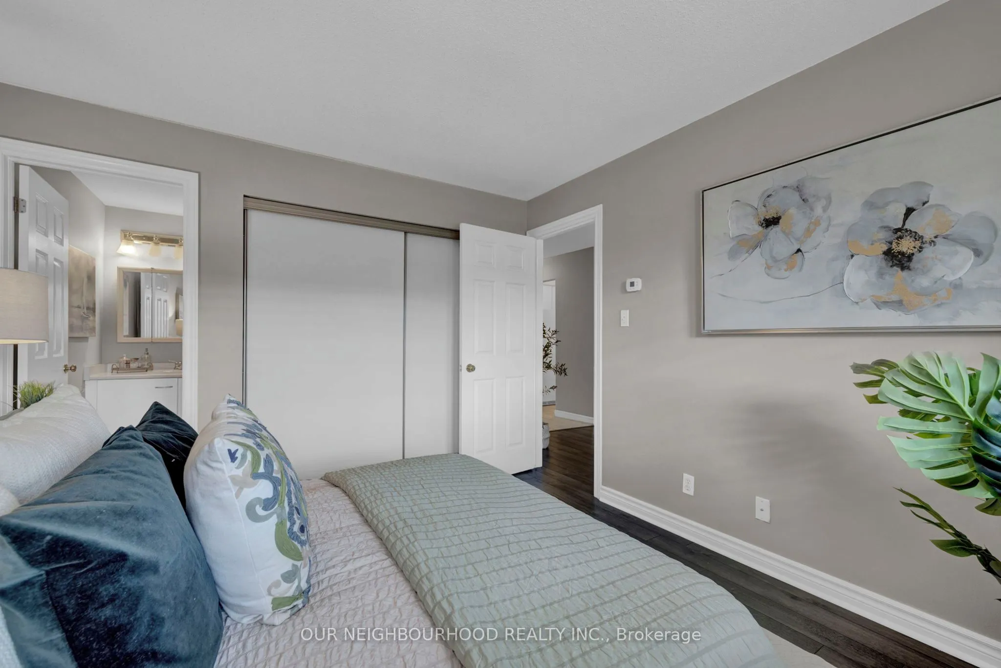191 Lake Driveway Drive W, #210