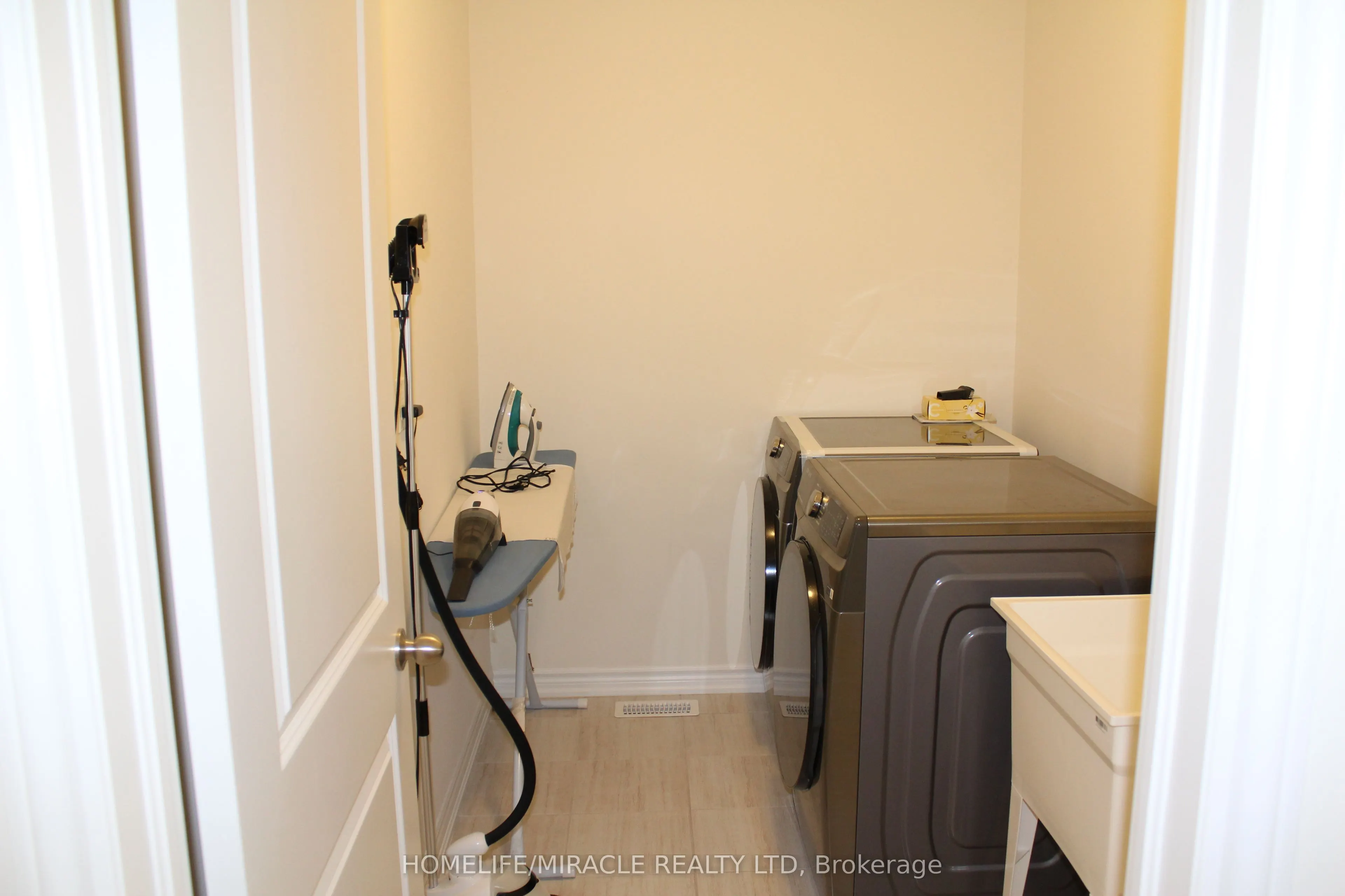 1108 Cameo Street