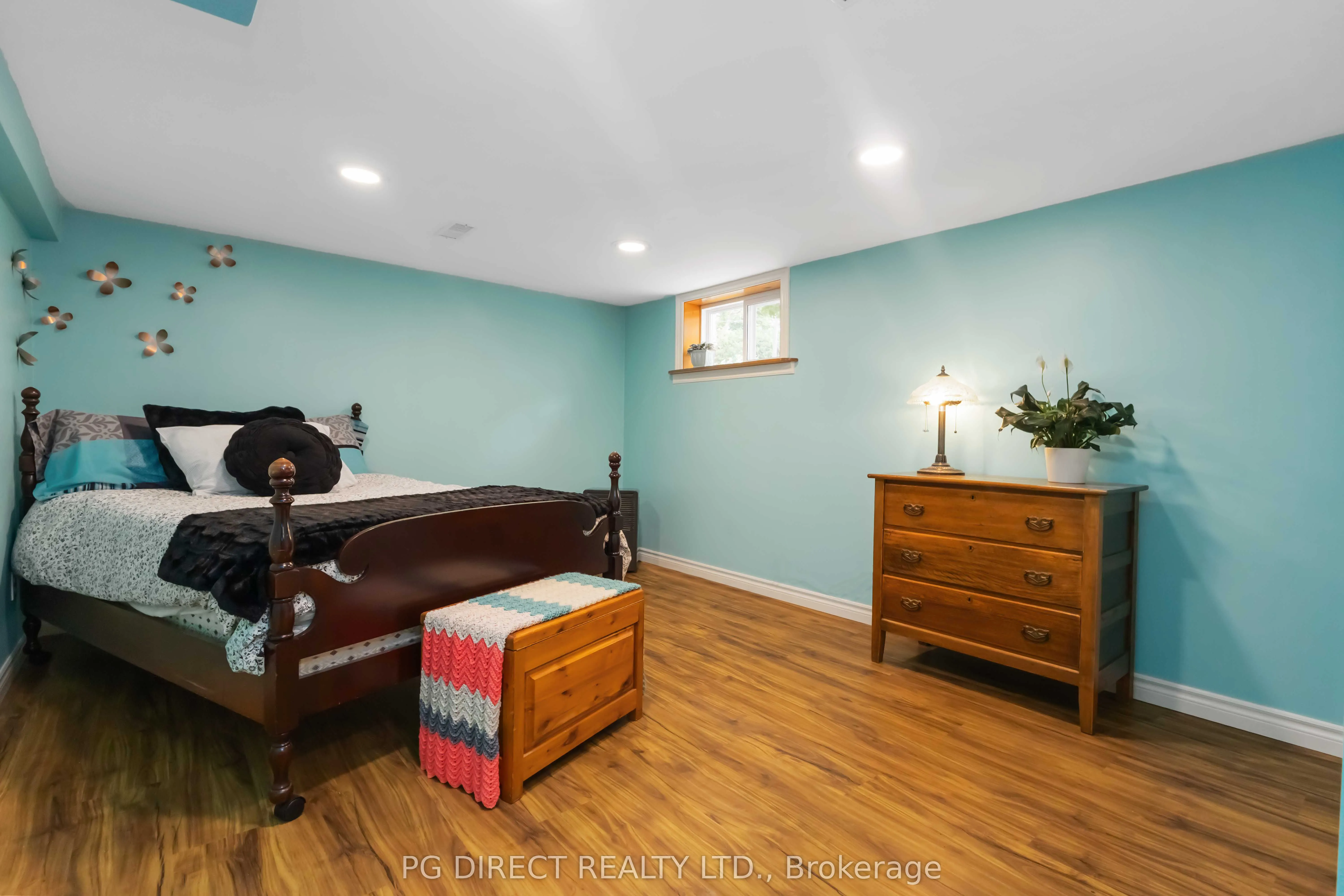 108 Walnut Street W