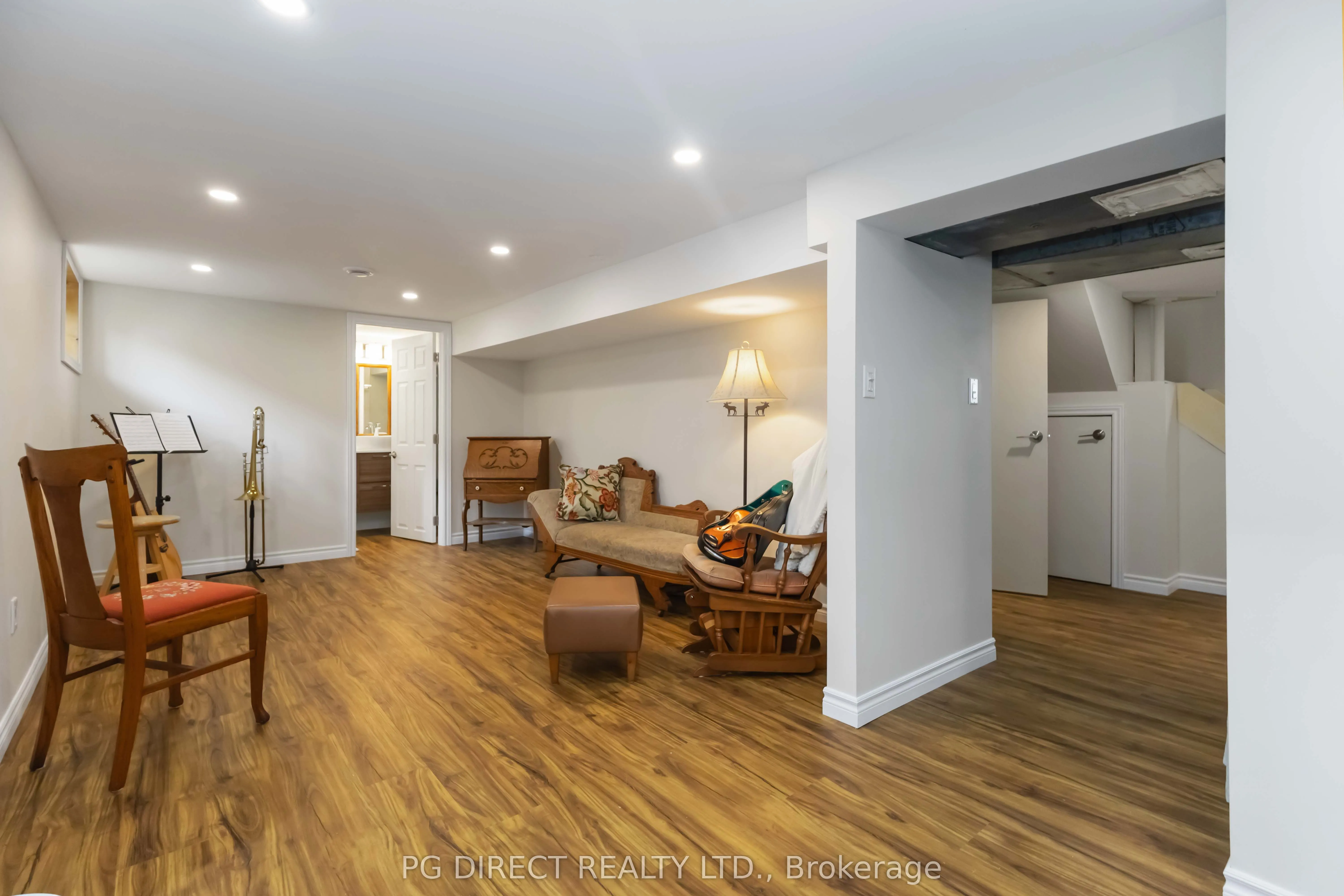 108 Walnut Street W