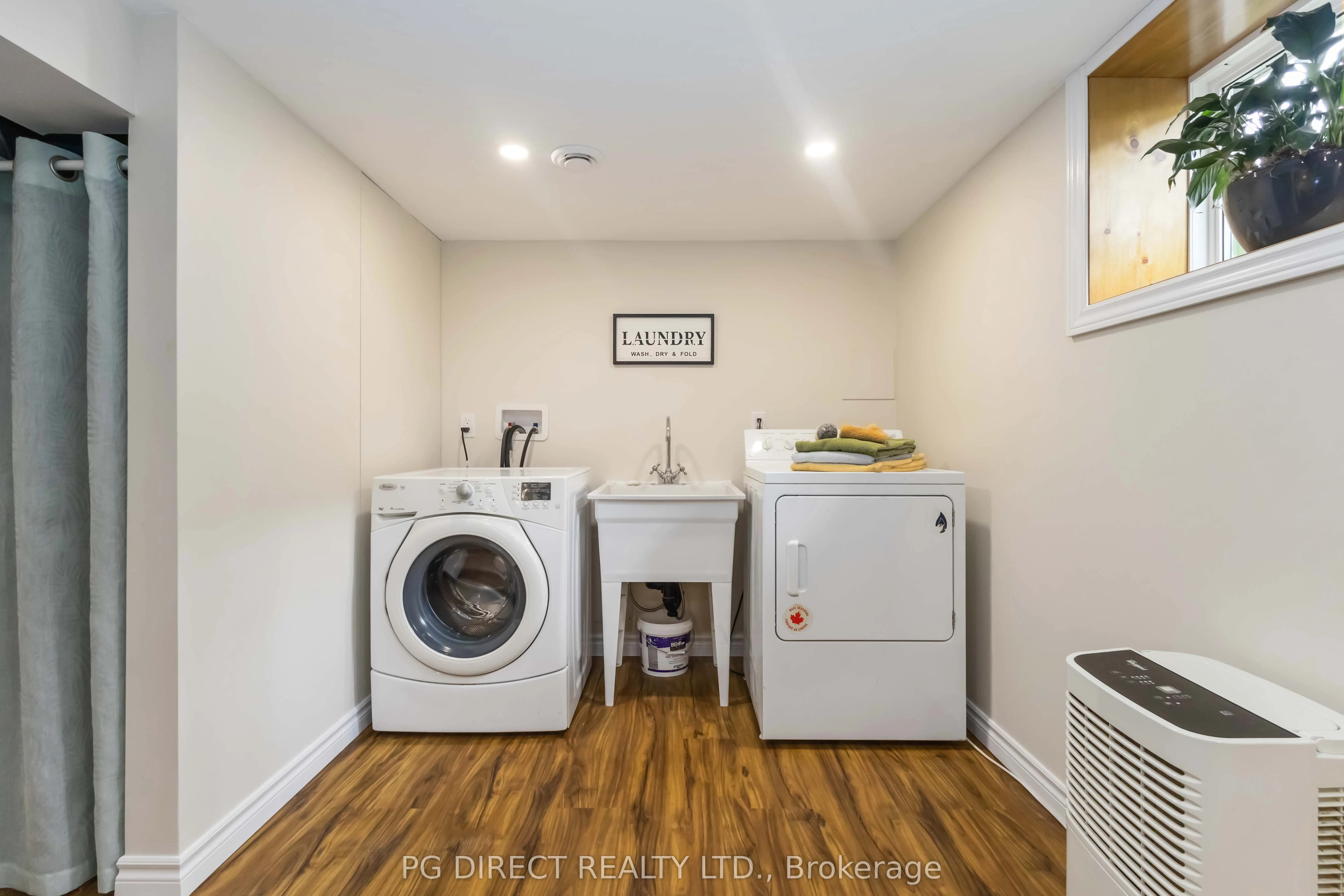 108 Walnut Street W