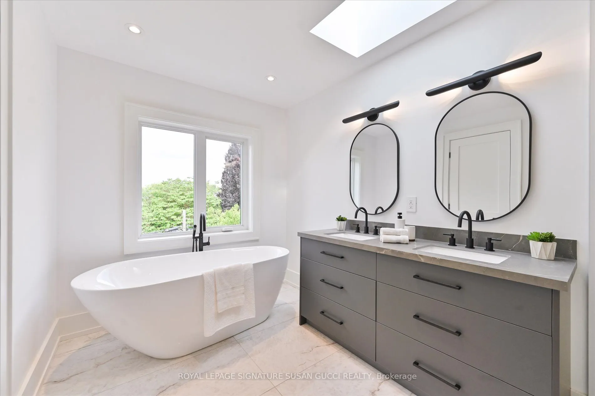 24 Elmsdale Road