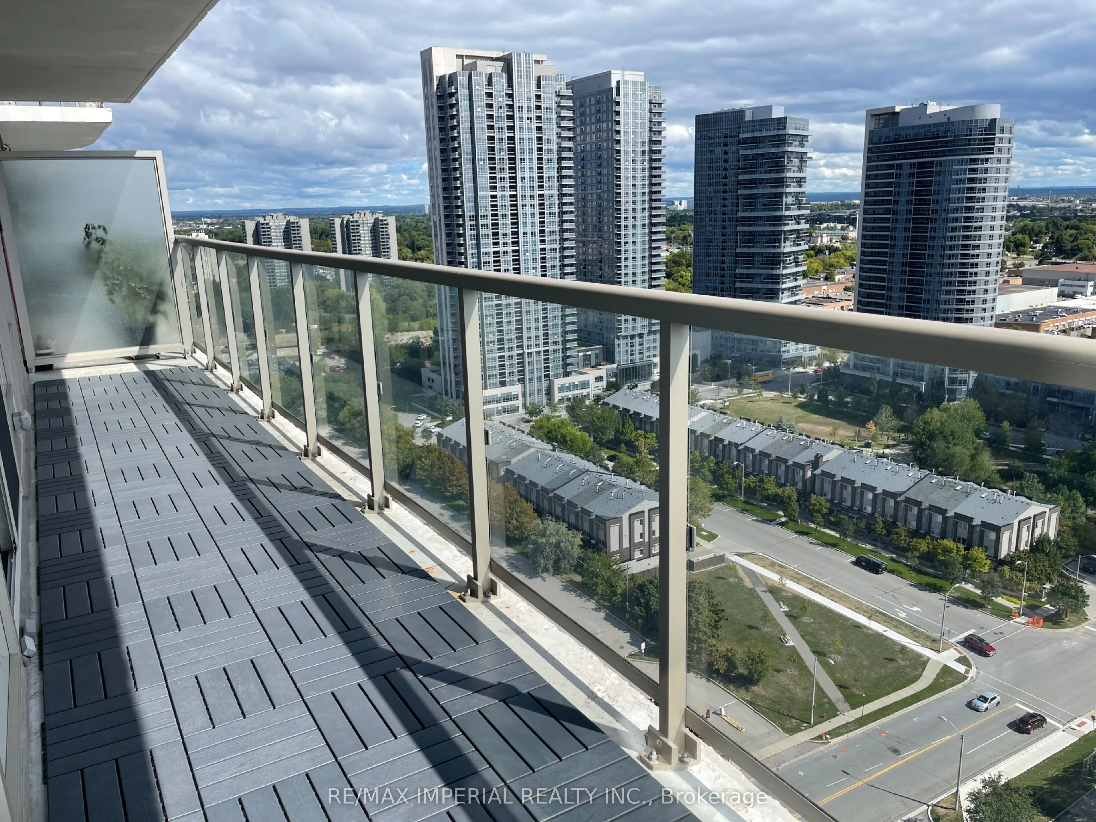 2033 Kennedy Road, #2508