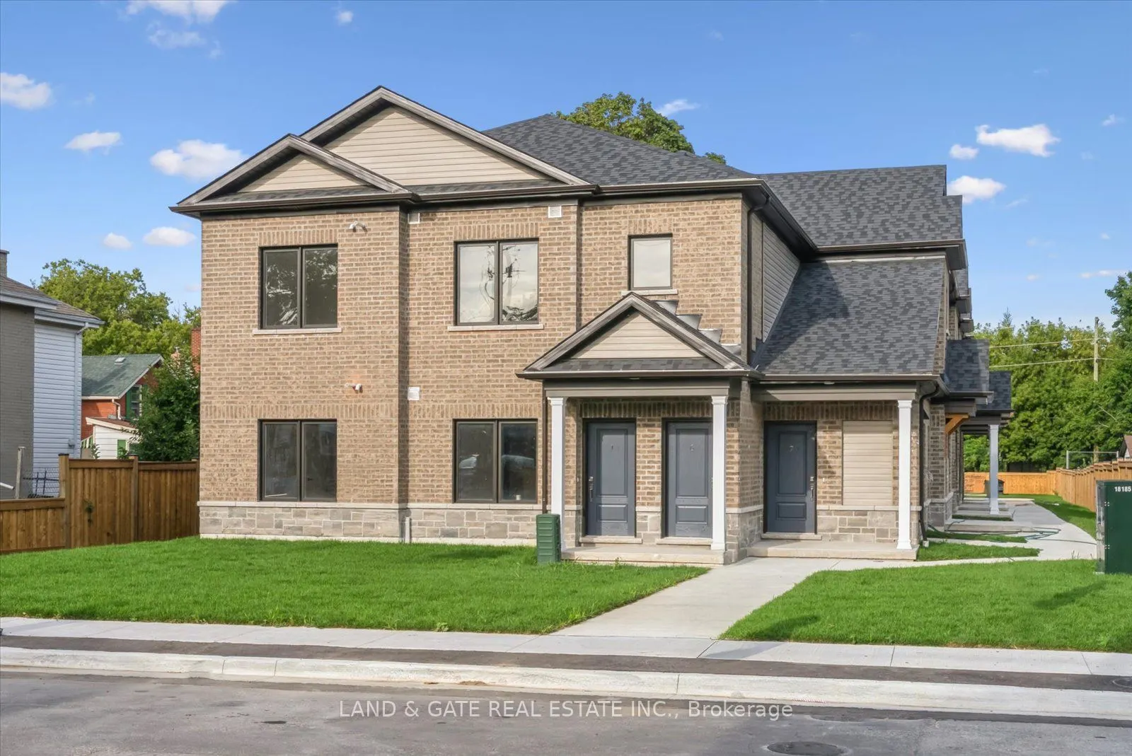 223 Albert Street, #4