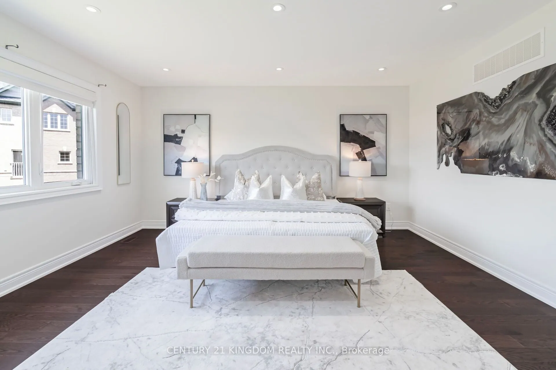 1219 Cactus Crescent
