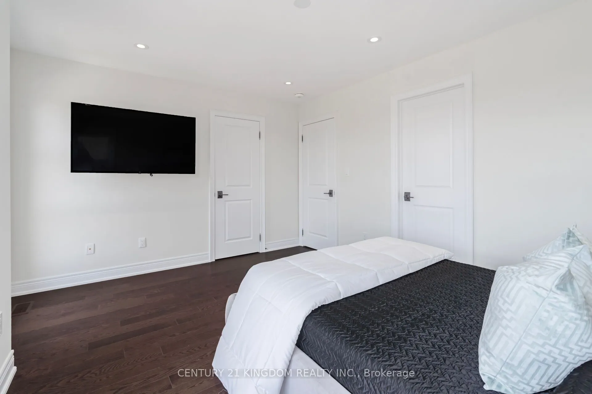1219 Cactus Crescent