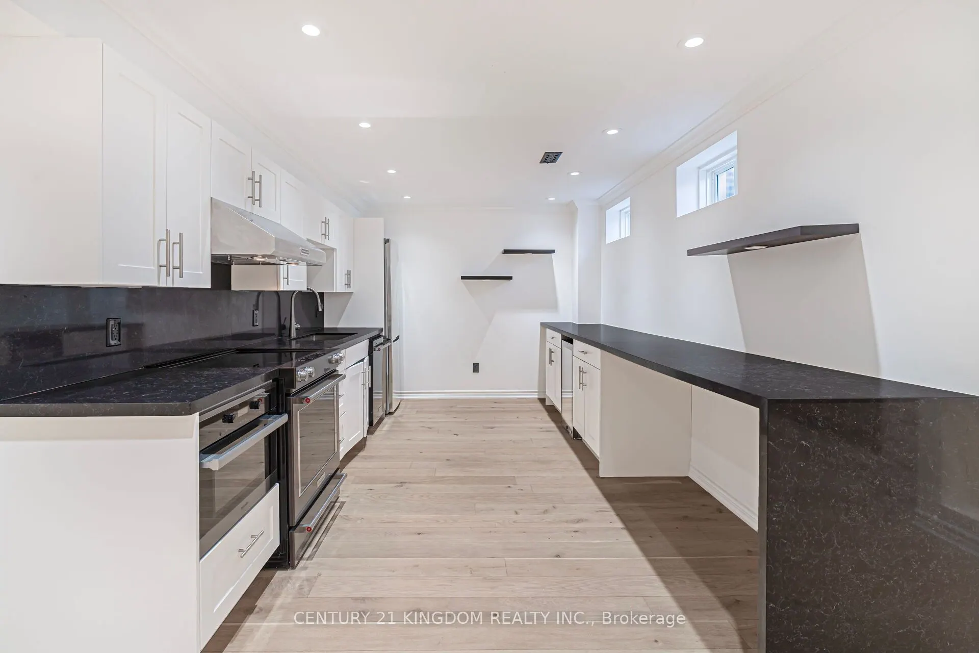 1219 Cactus Crescent