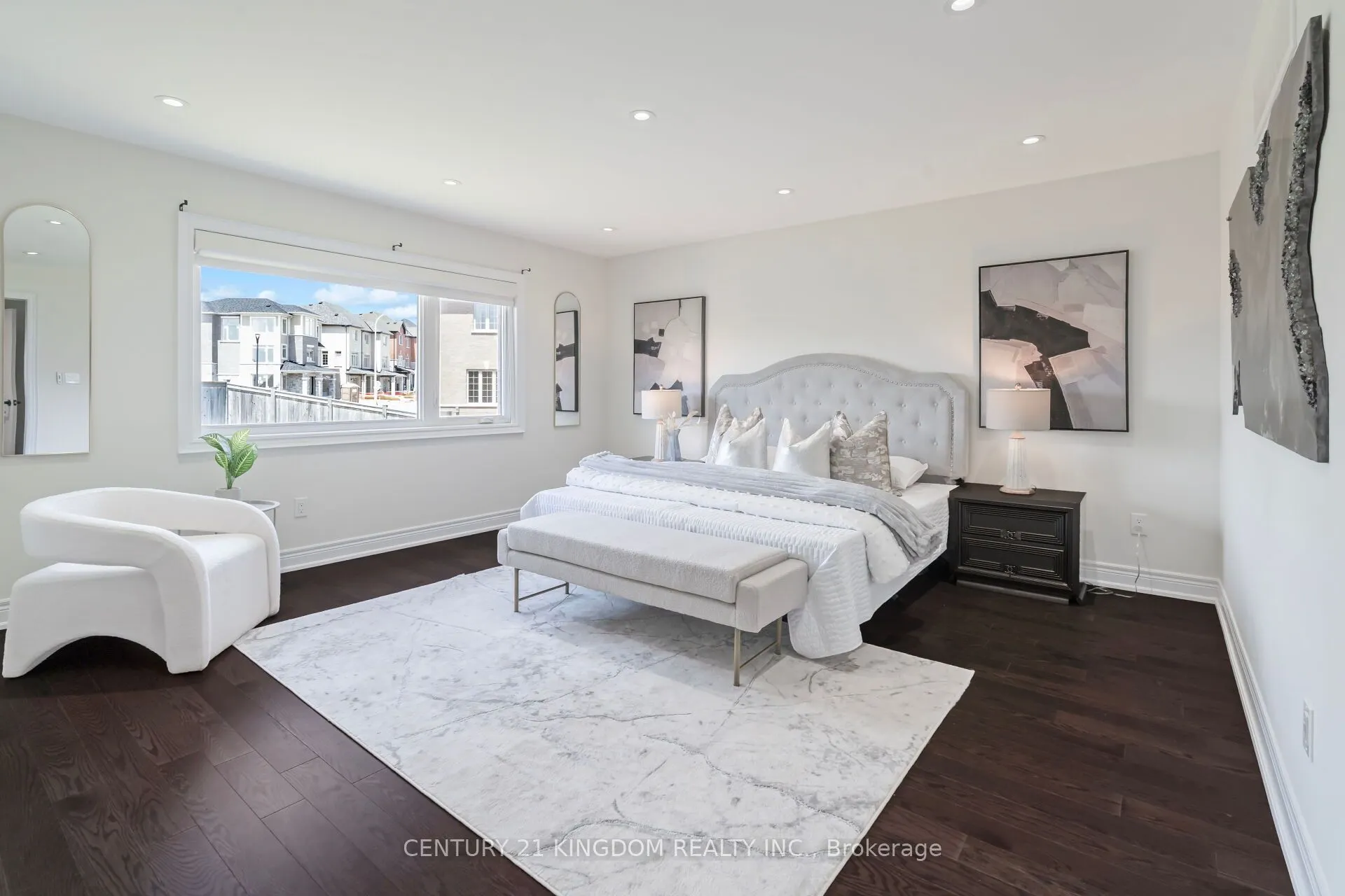 1219 Cactus Crescent