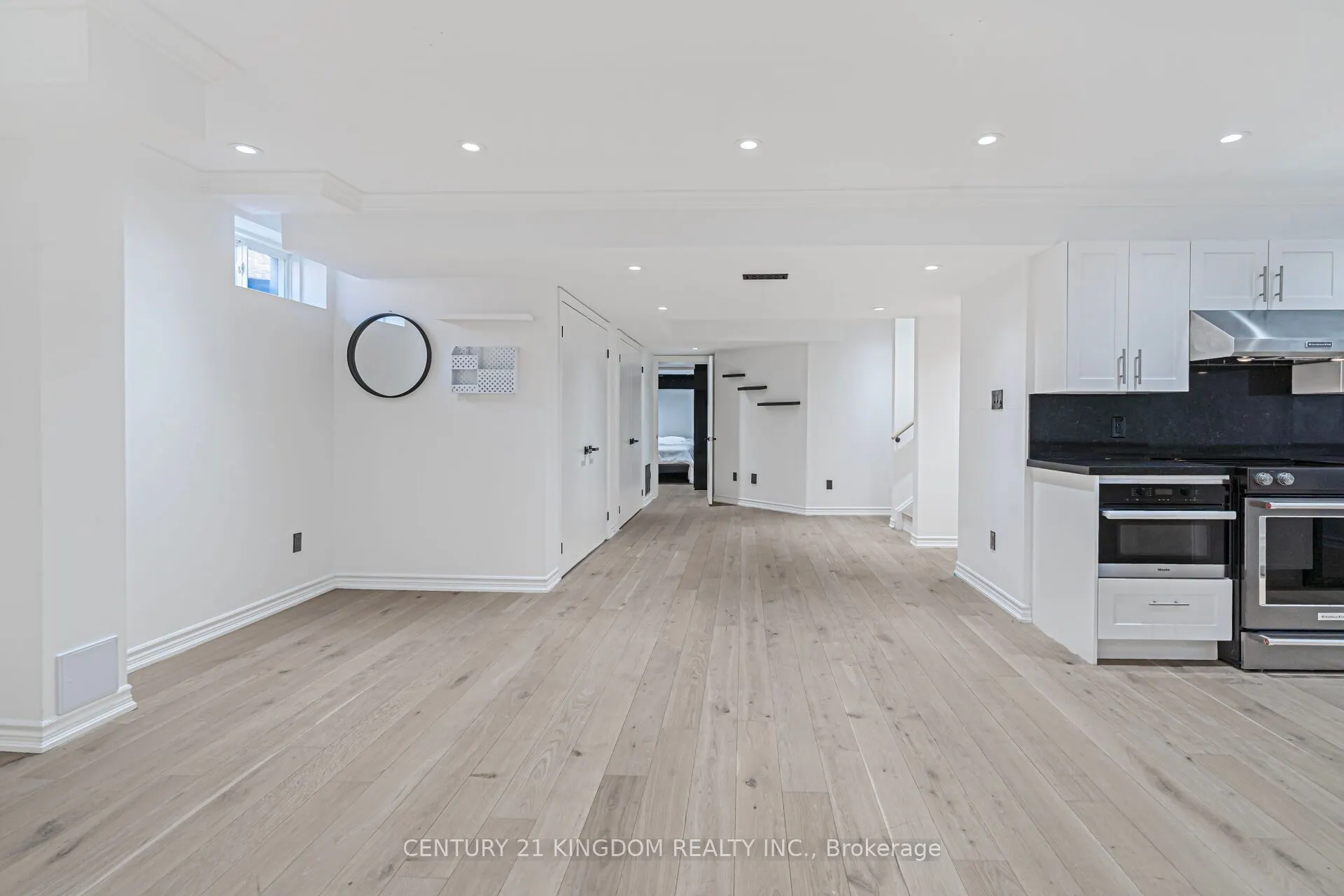 1219 Cactus Crescent