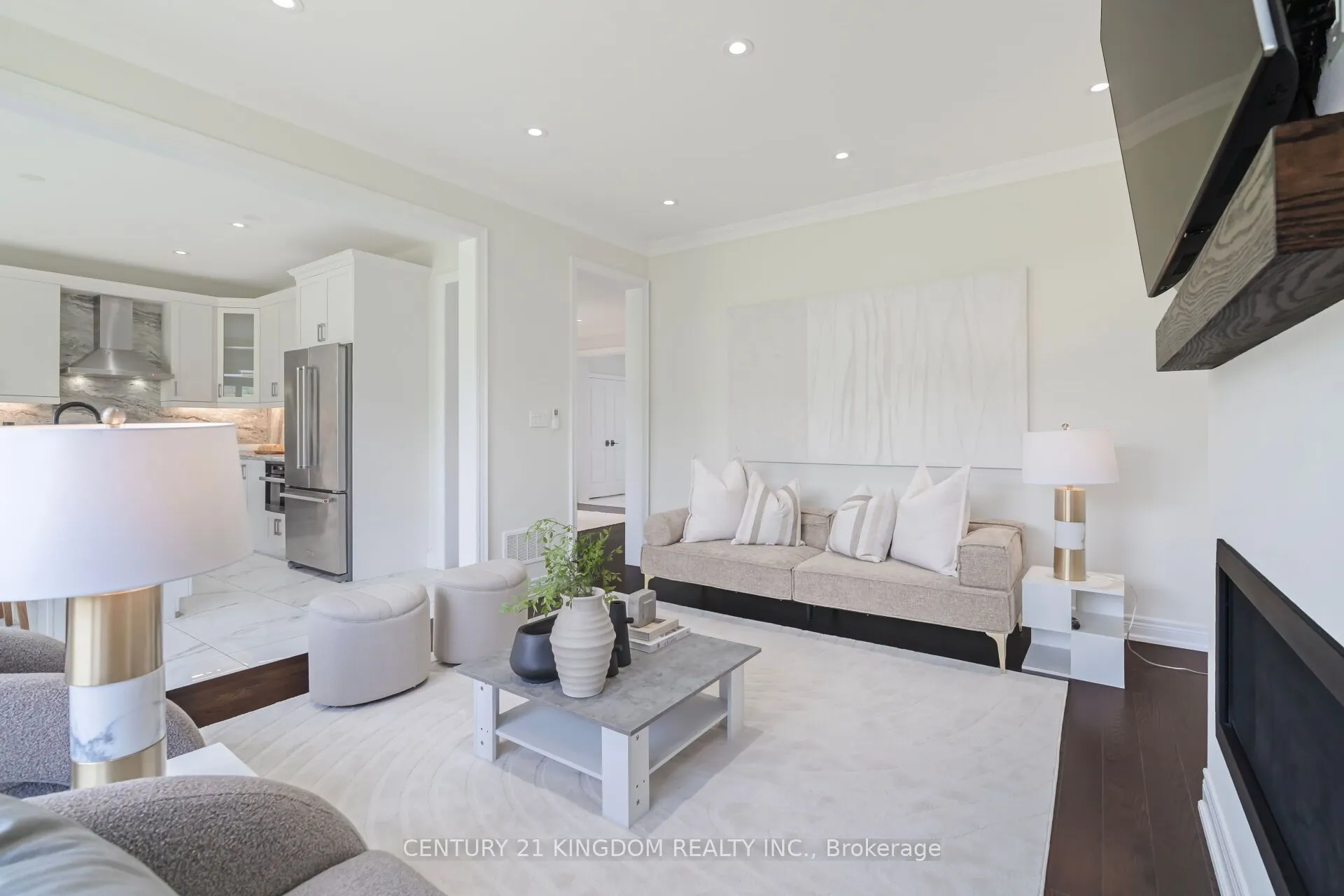 1219 Cactus Crescent