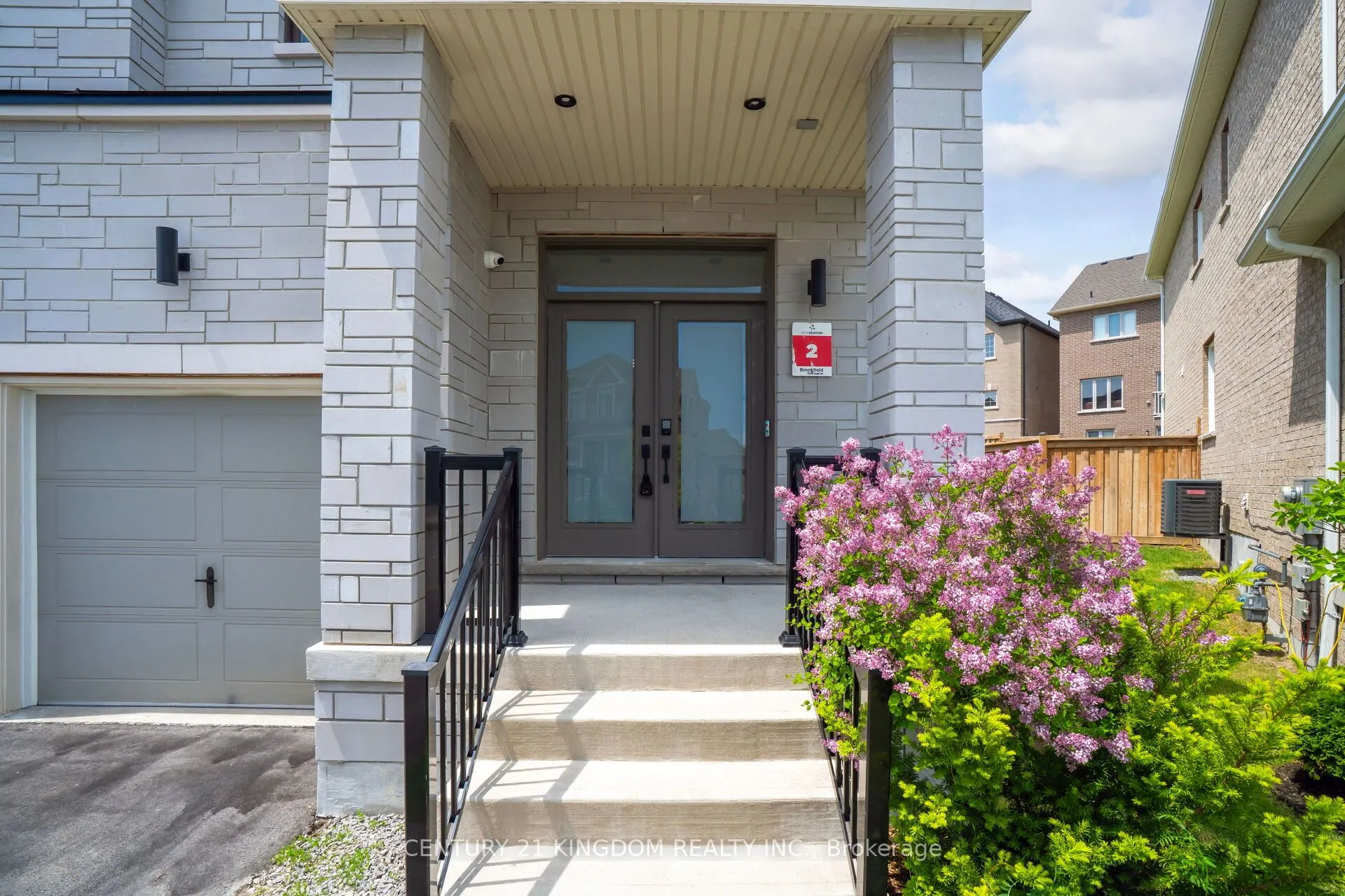 1219 Cactus Crescent
