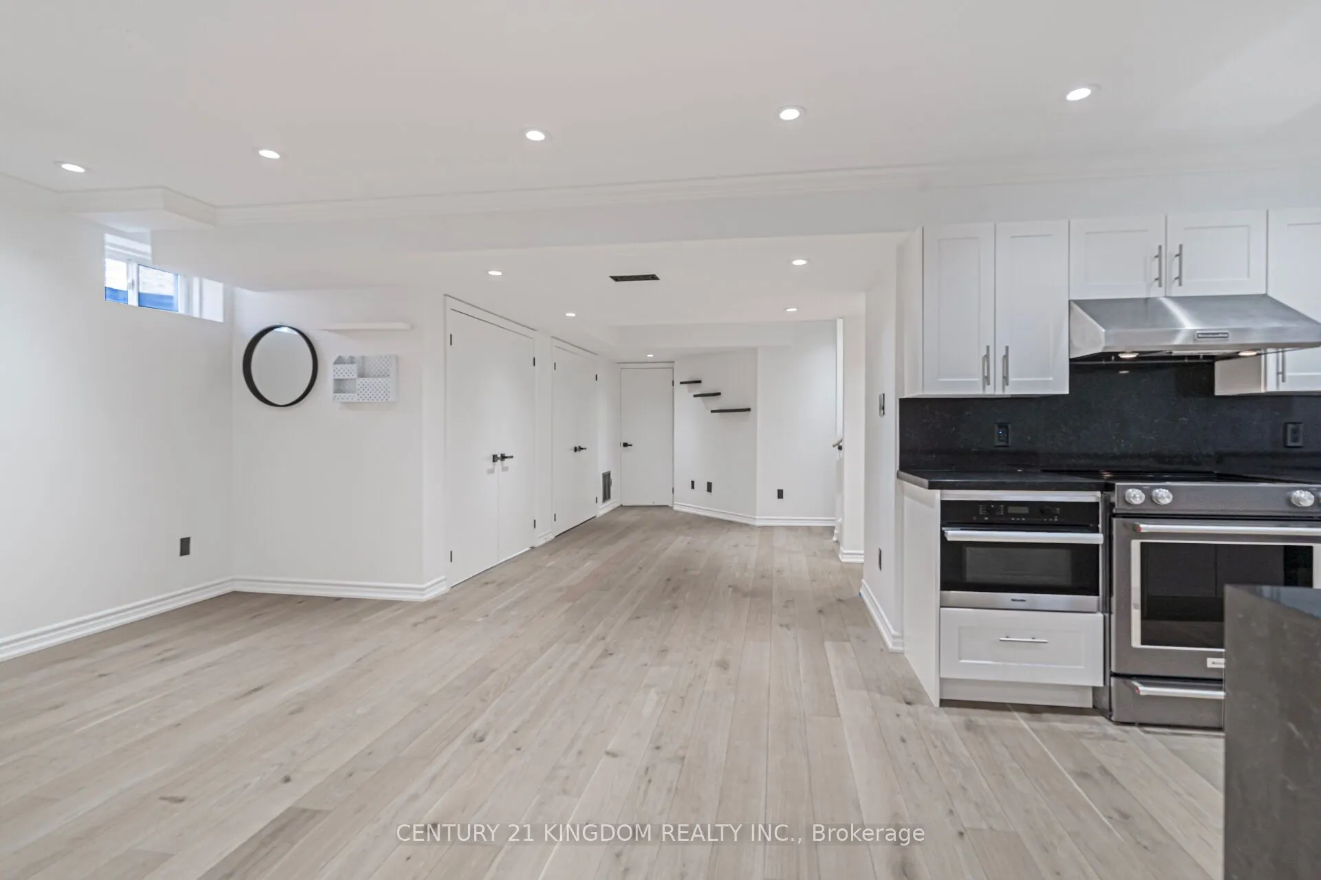 1219 Cactus Crescent