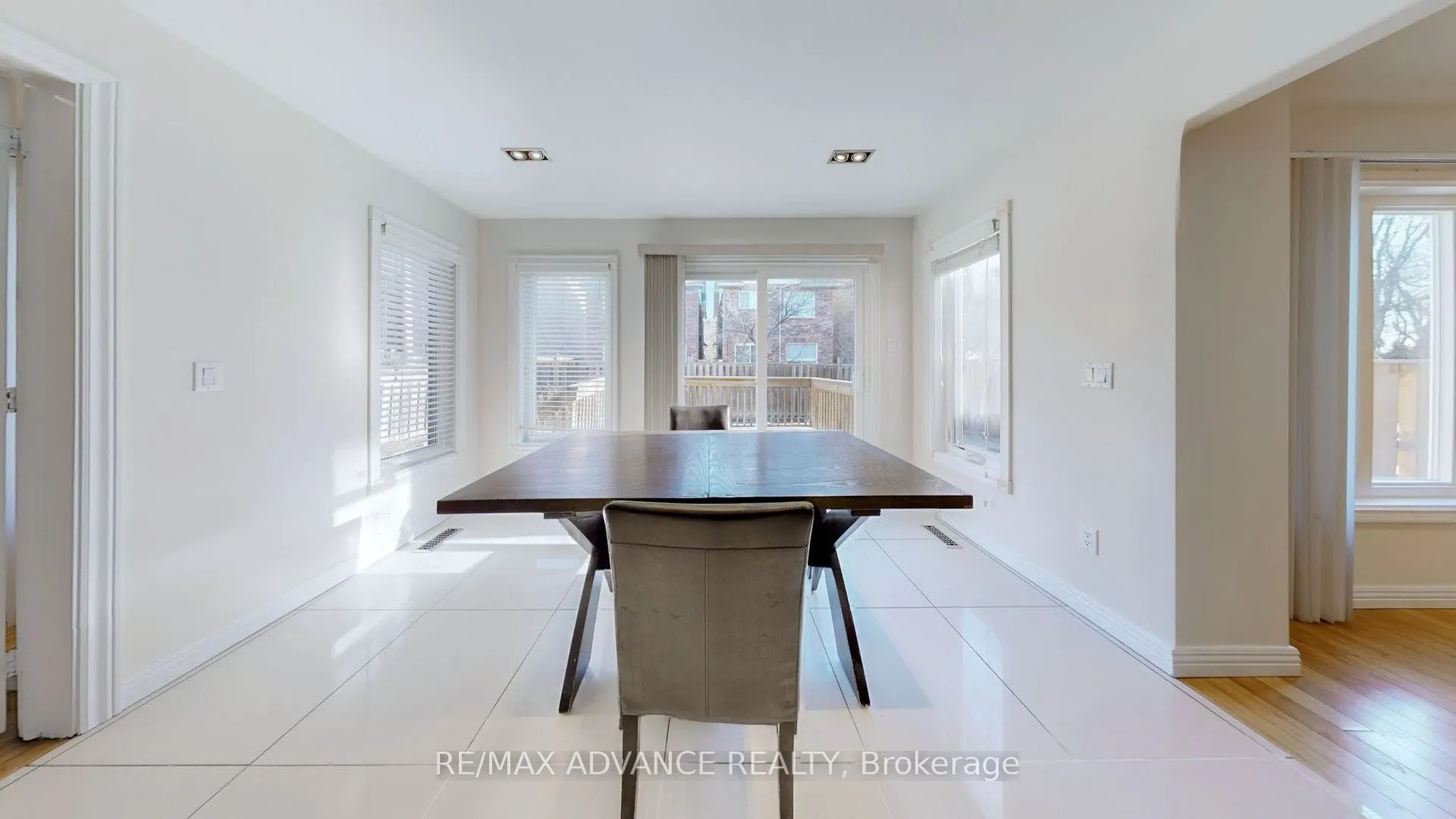 49 Havenview Road, #Upper
