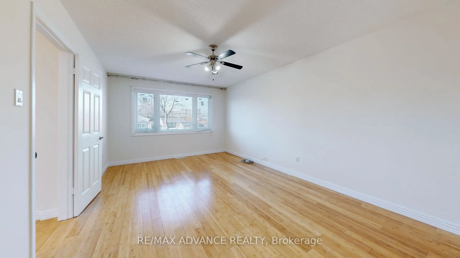 49 Havenview Road, #Upper