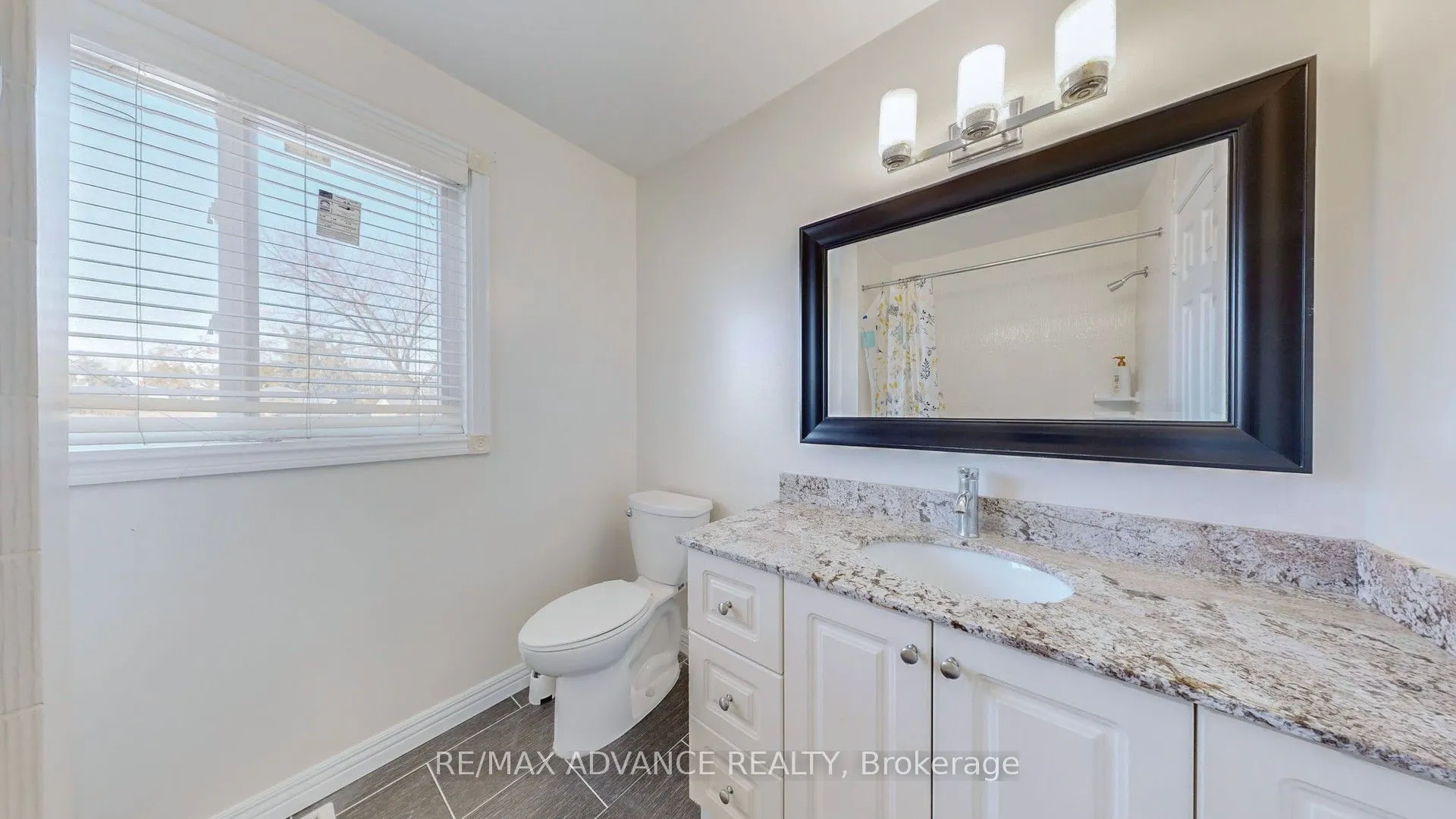 49 Havenview Road, #Upper