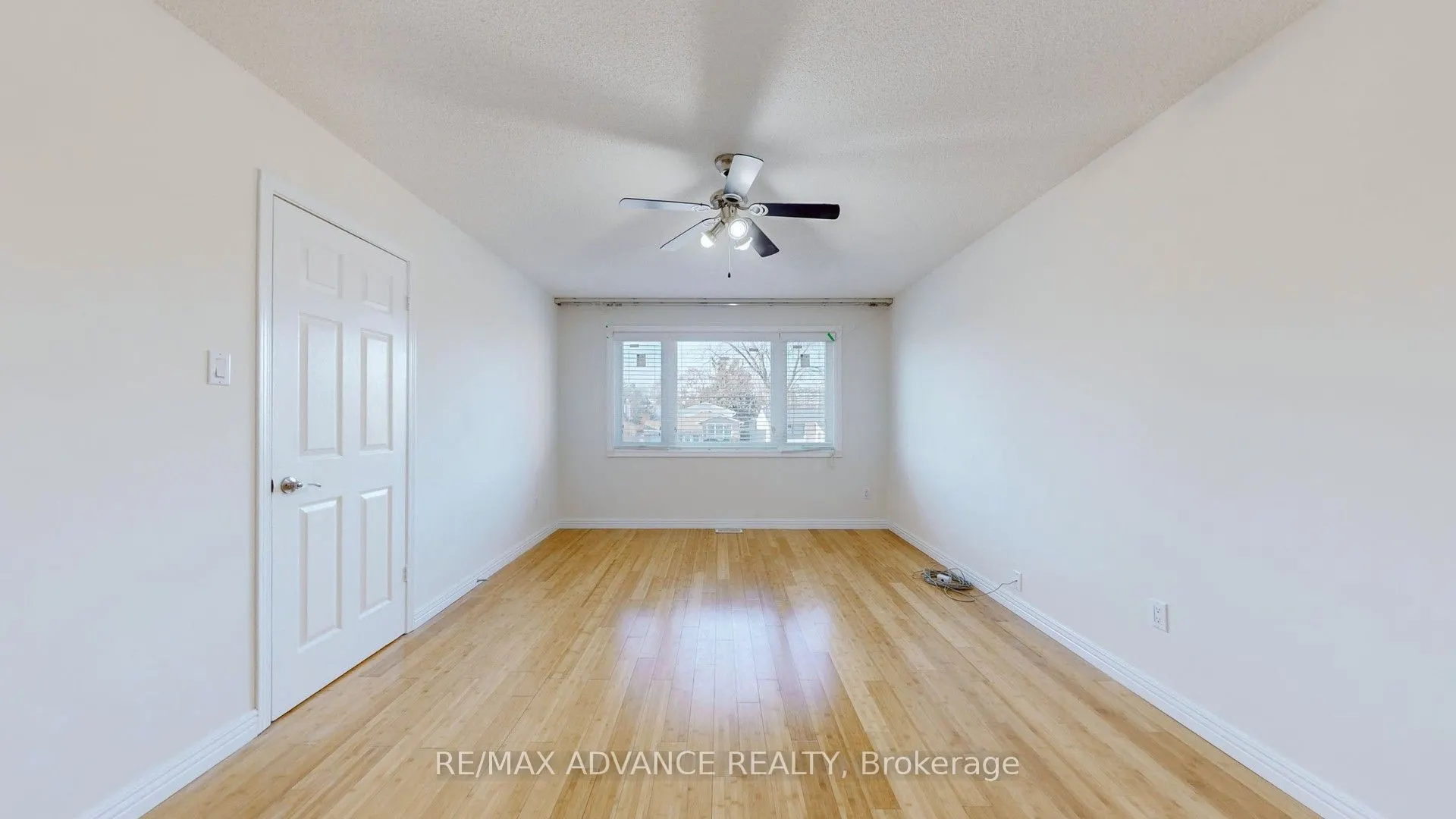 49 Havenview Road, #Upper