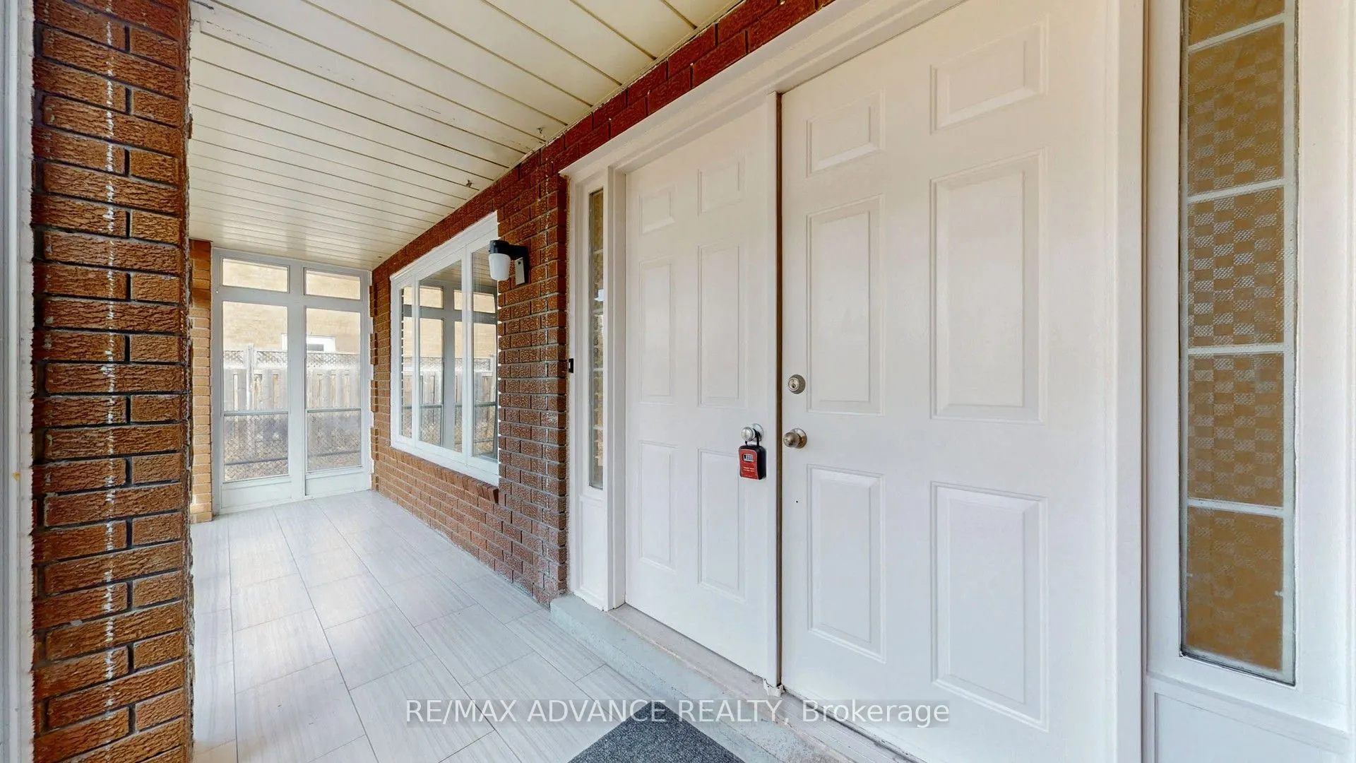 49 Havenview Road, #Upper