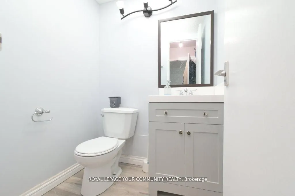 1 Massey Square, #2205