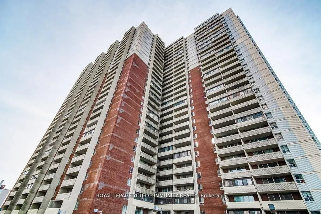 1 Massey Square, #2205