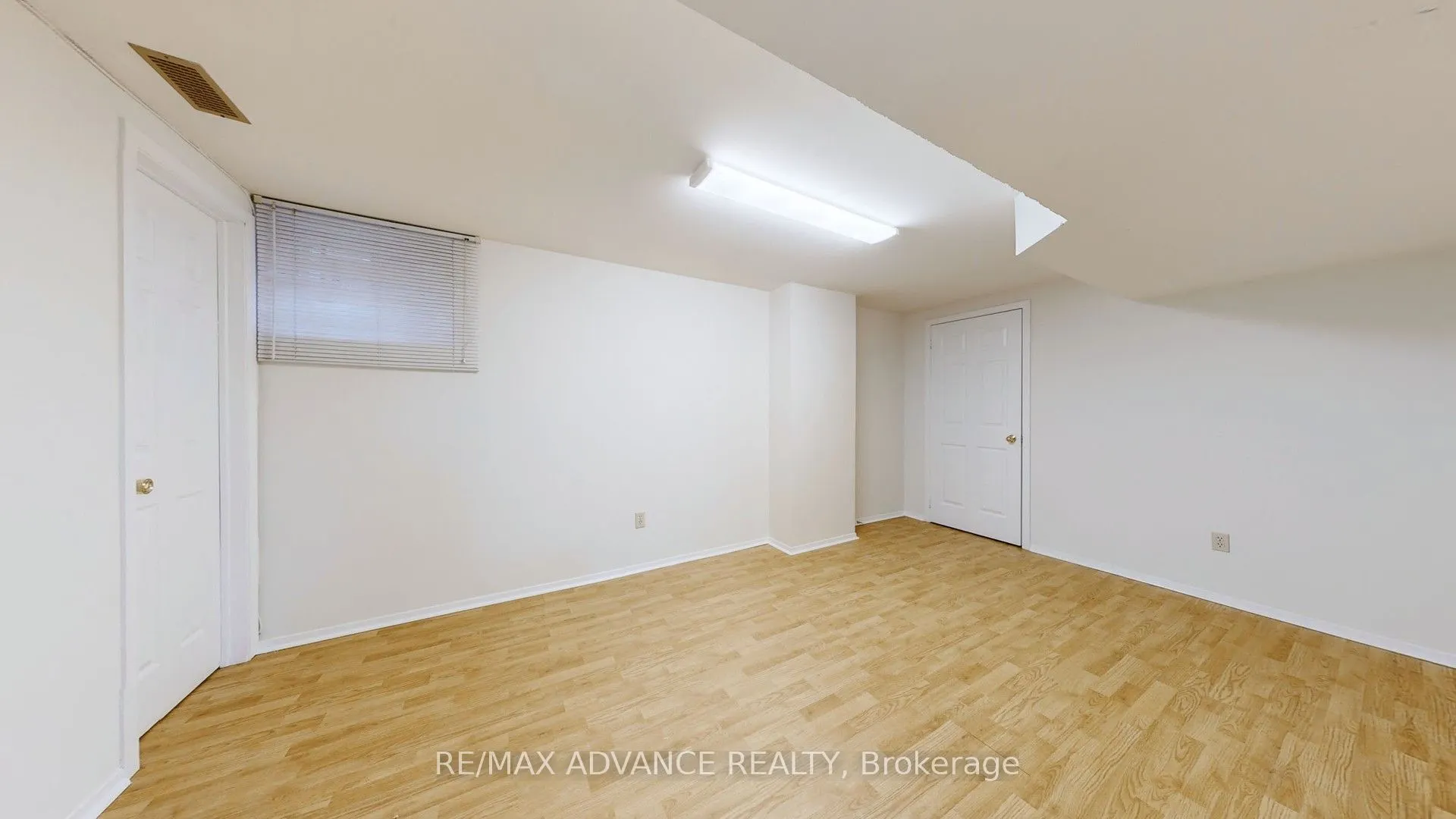 49 Havenview Road, #Lower
