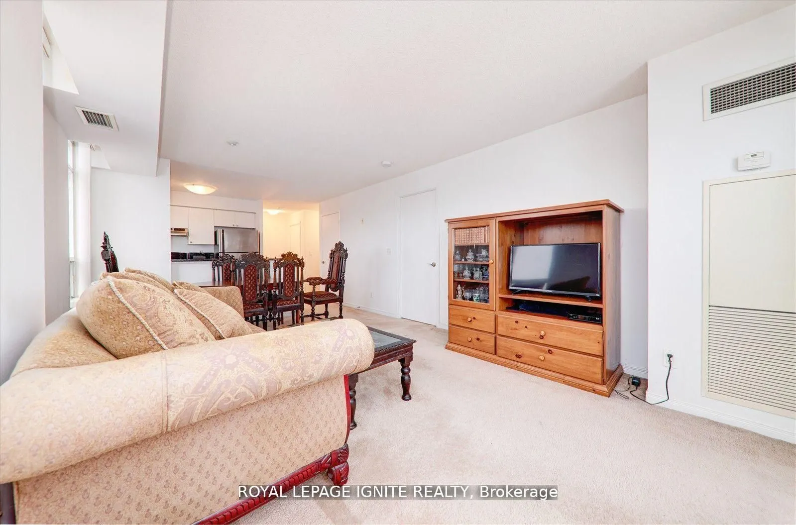 3650 Kingston Road, #808