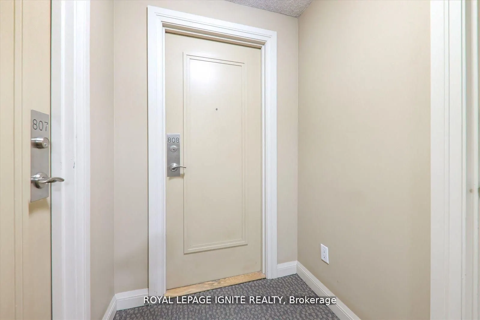 3650 Kingston Road, #808