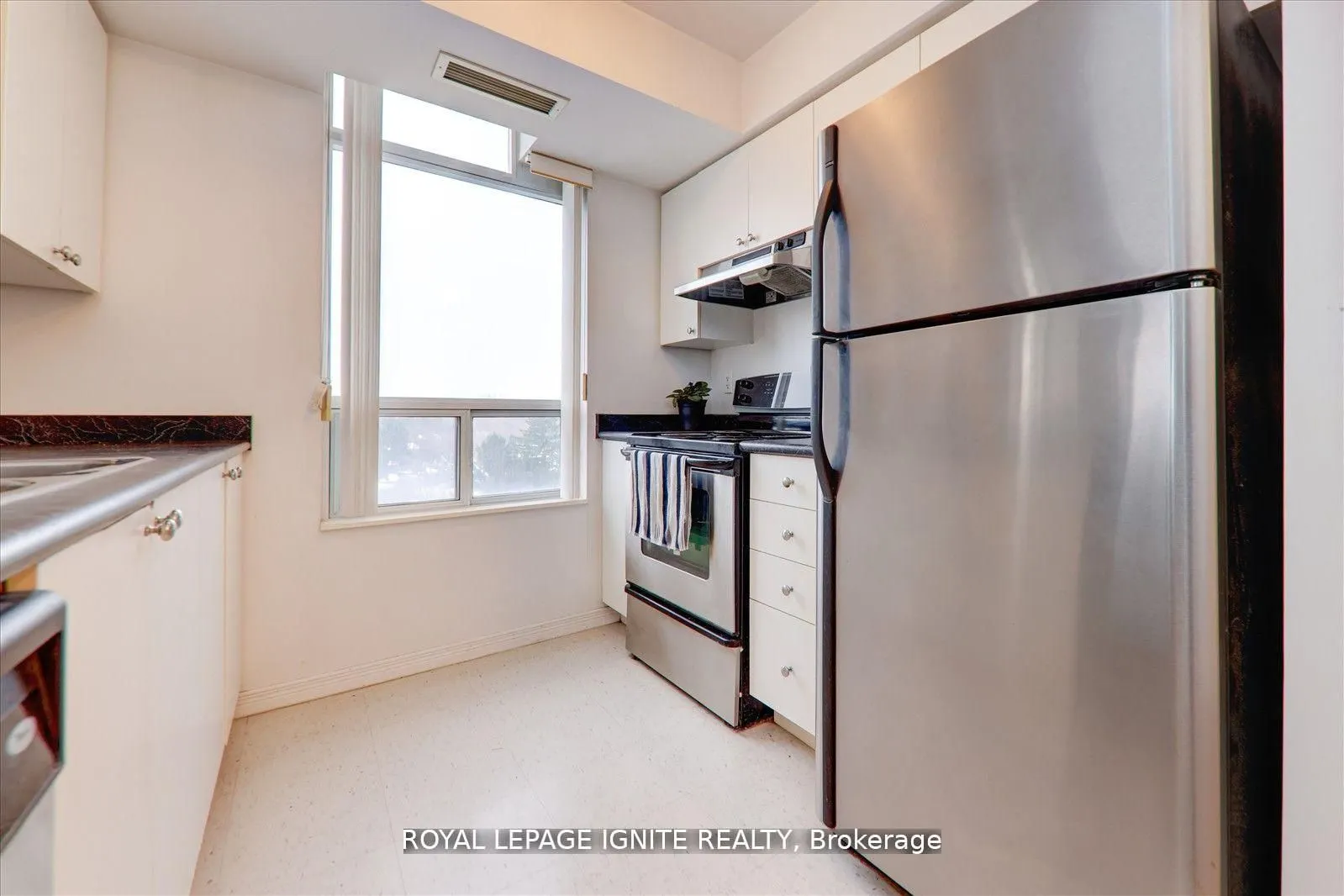 3650 Kingston Road, #808