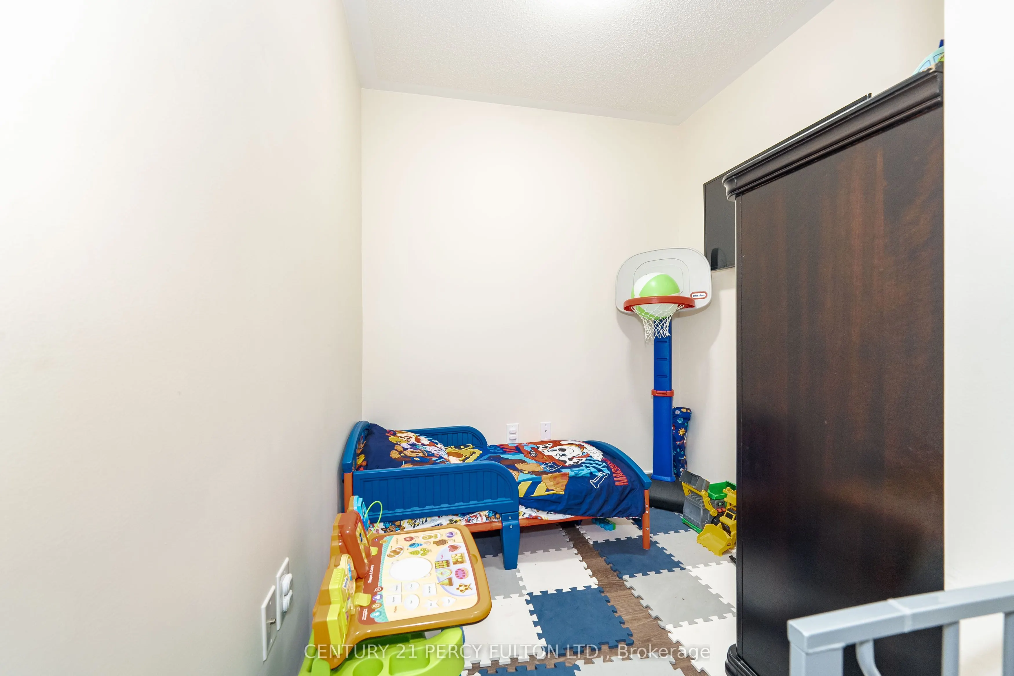 20 Orchid Place Drive, #202