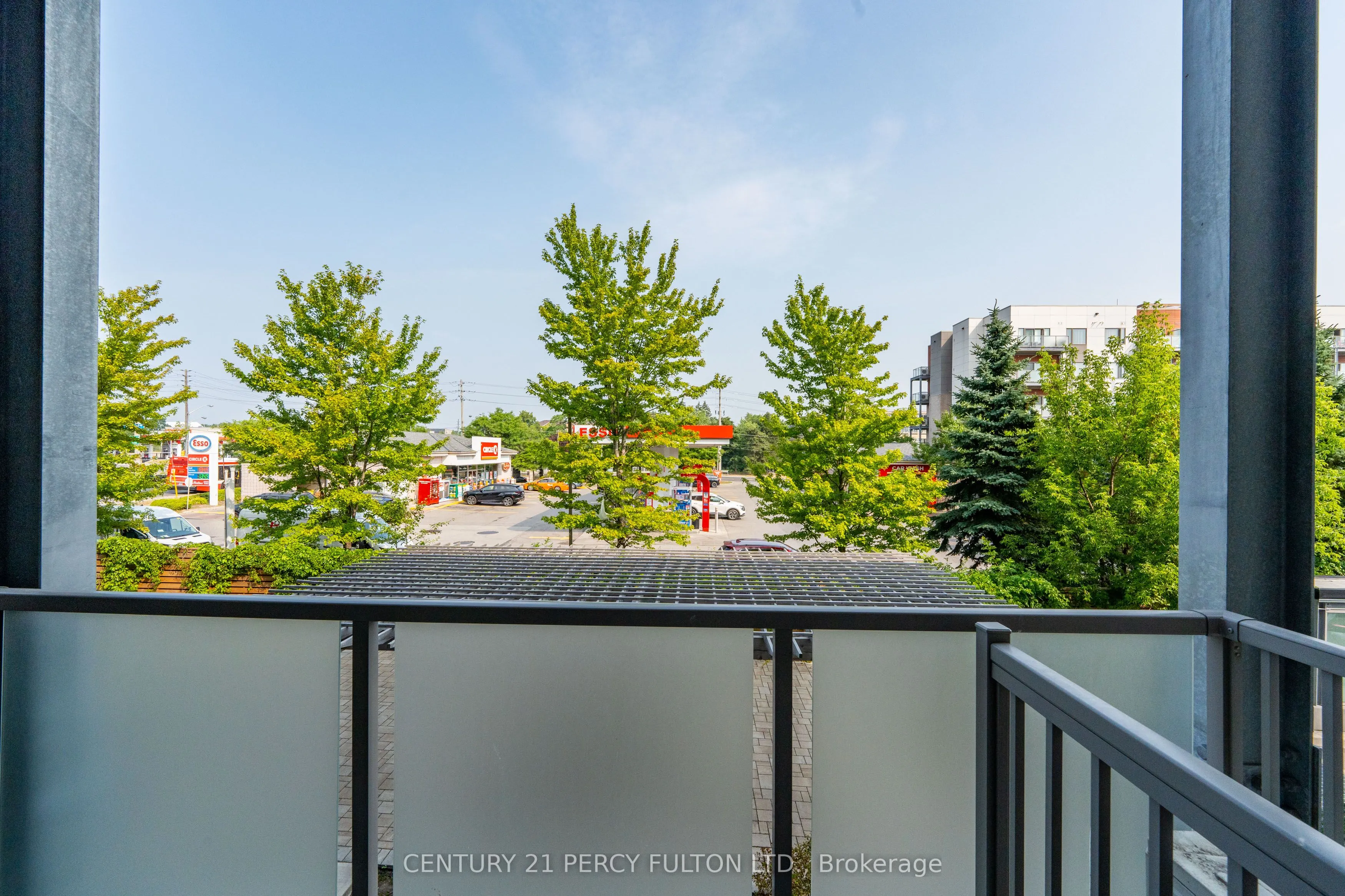 20 Orchid Place Drive, #202