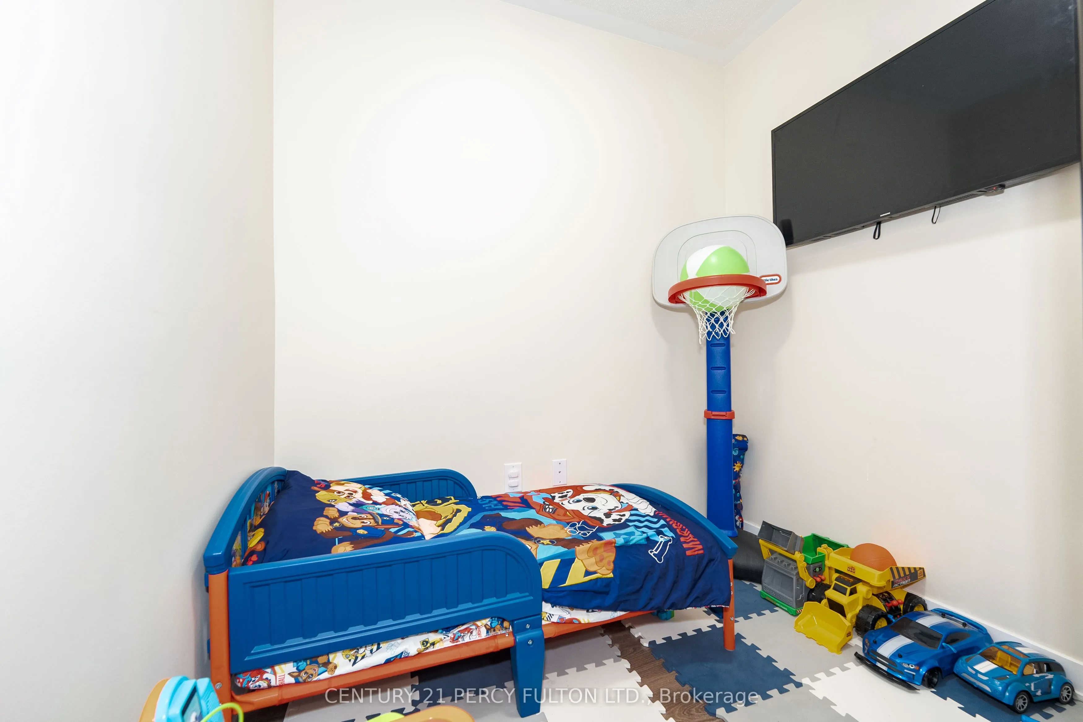 20 Orchid Place Drive, #202