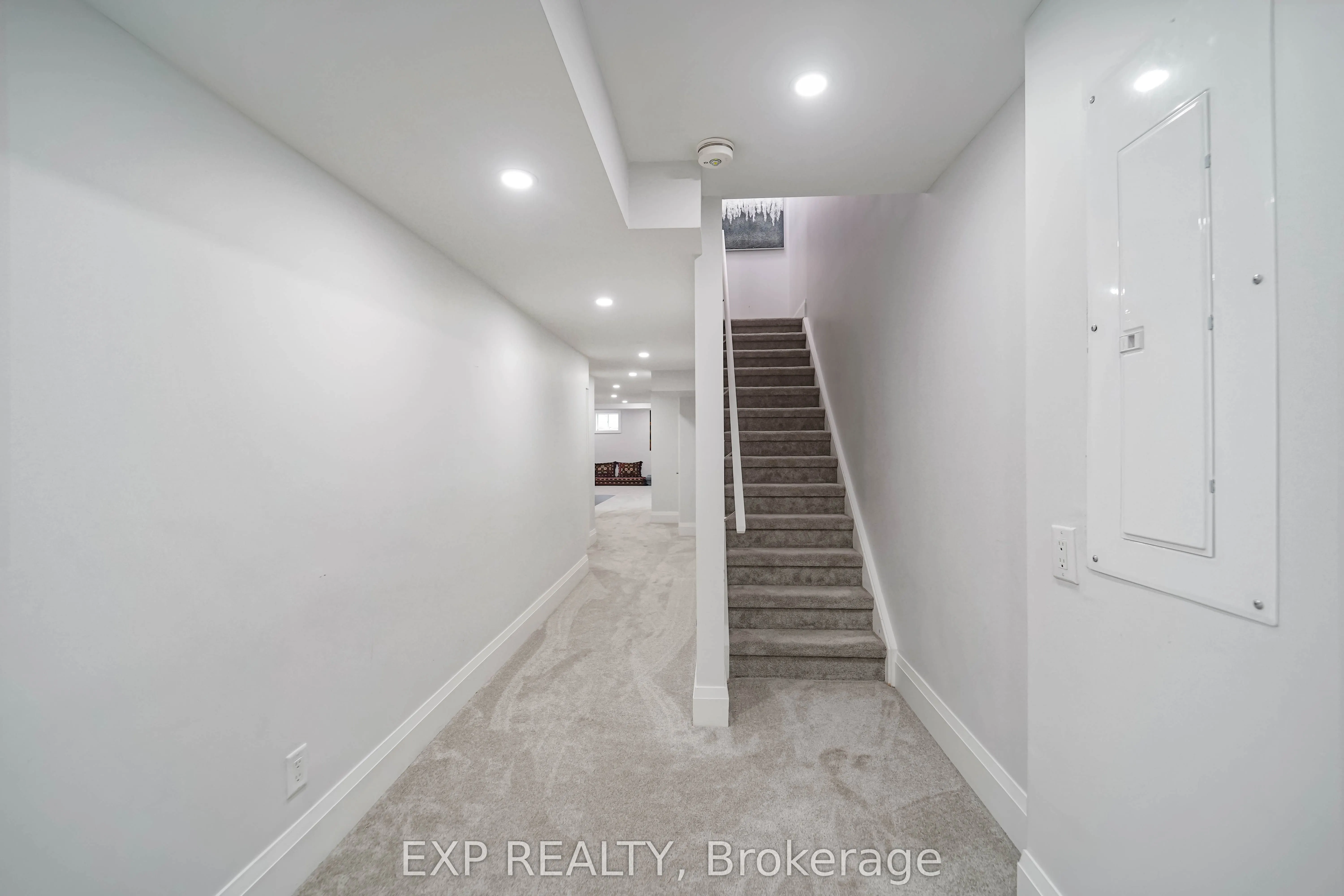 25 Christine Elliott Avenue