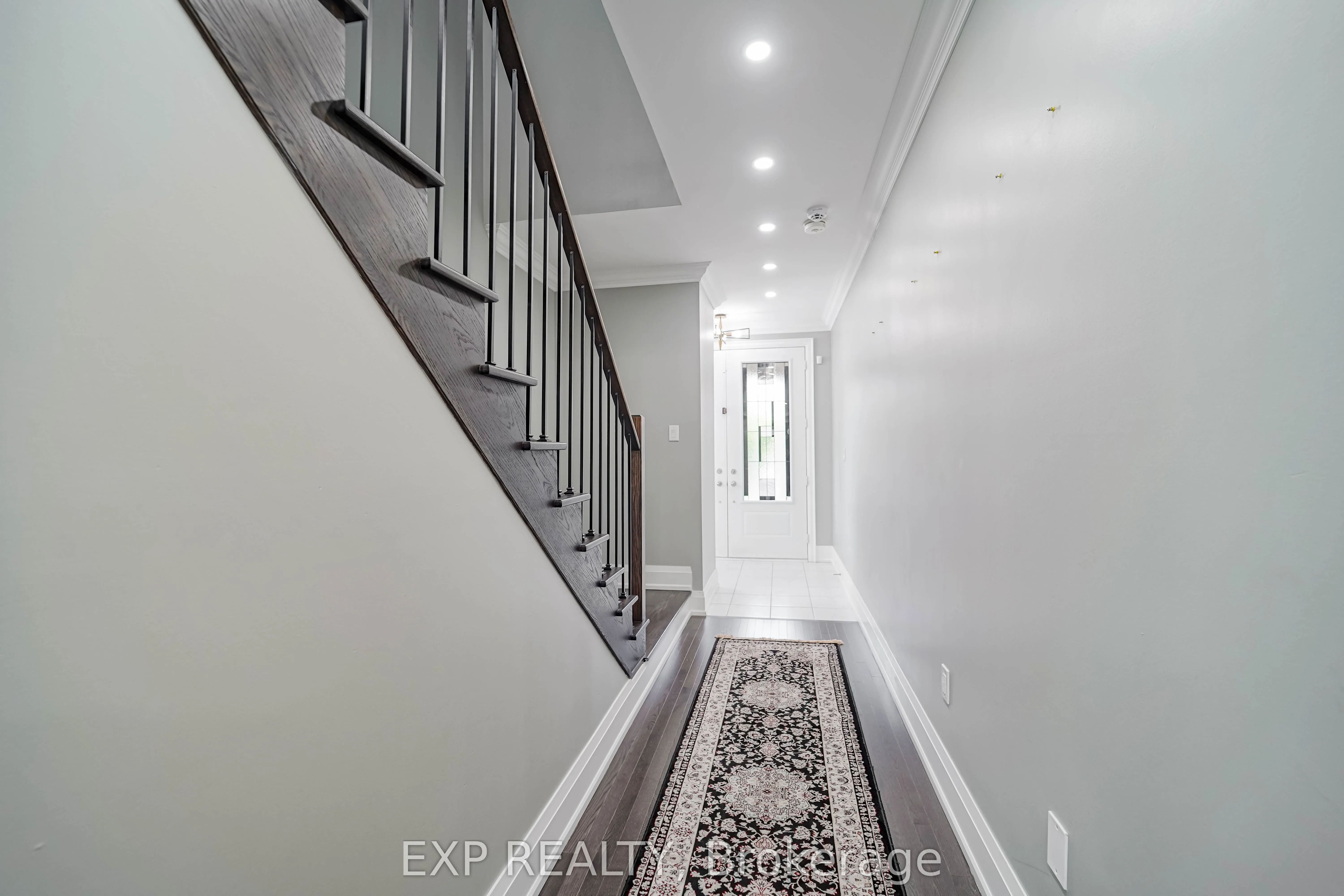 25 Christine Elliott Avenue