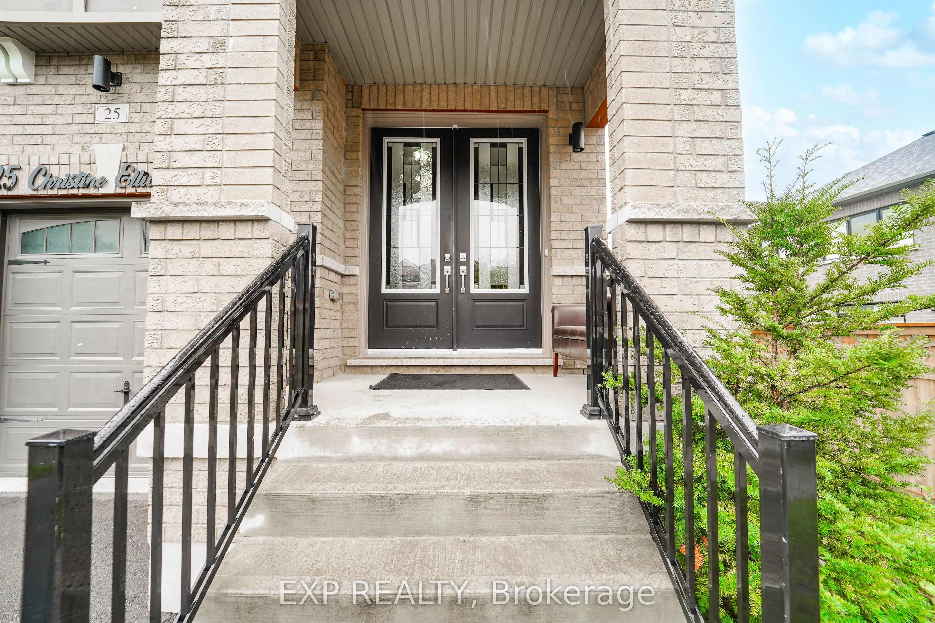 25 Christine Elliott Avenue