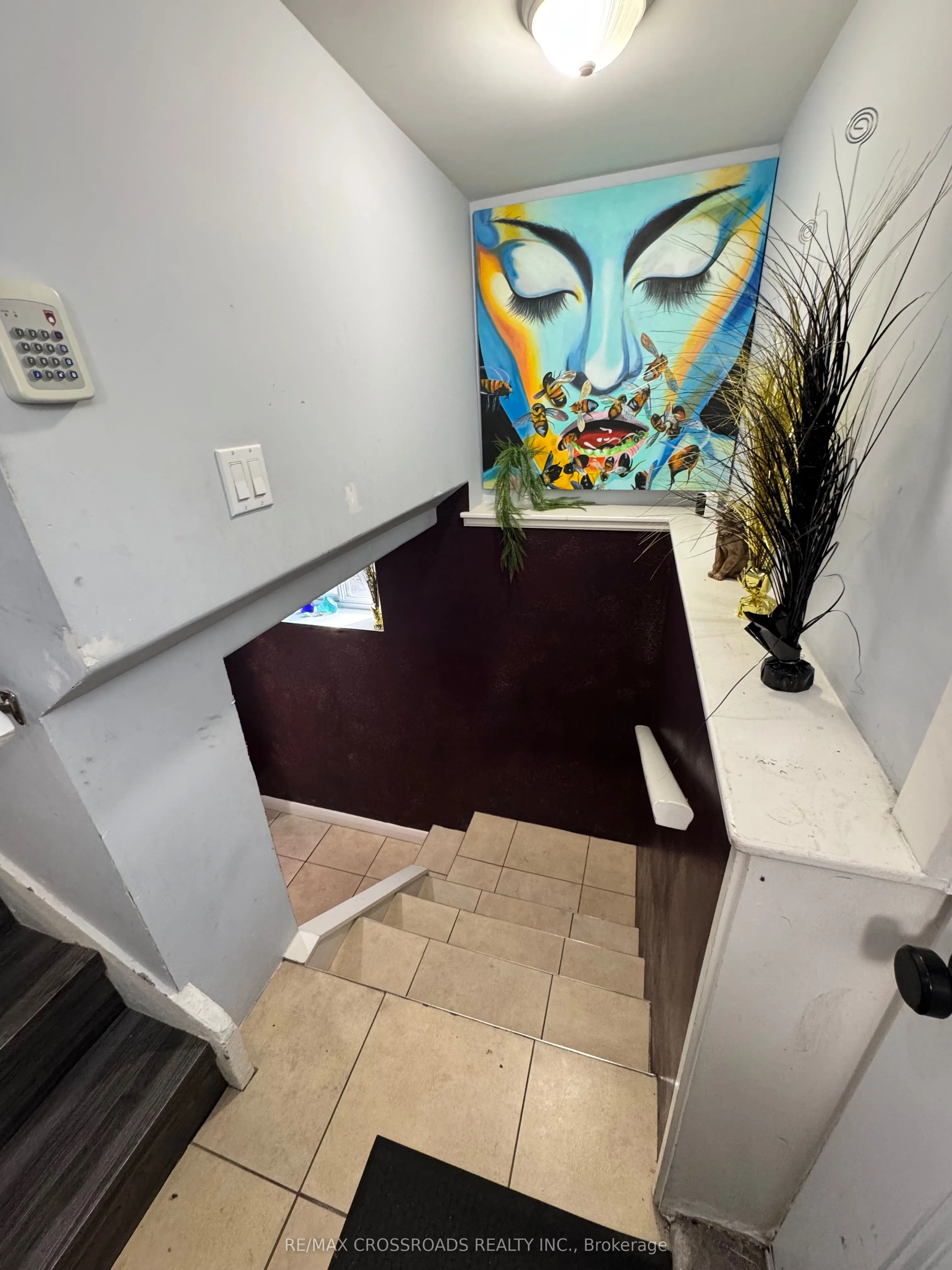 951 Simcoe Street N