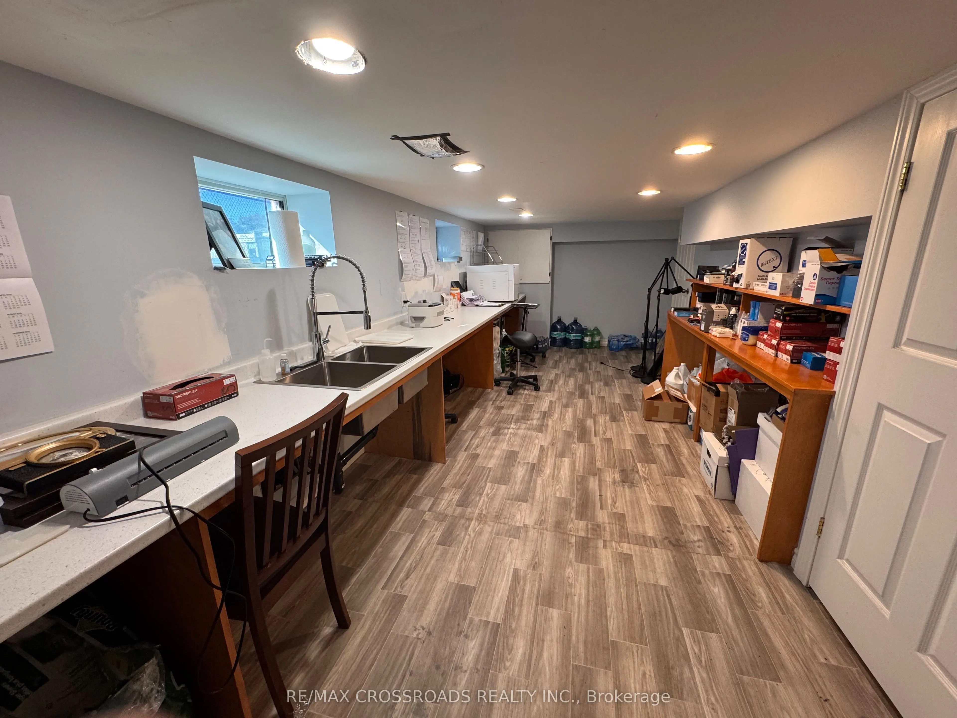 951 Simcoe Street N