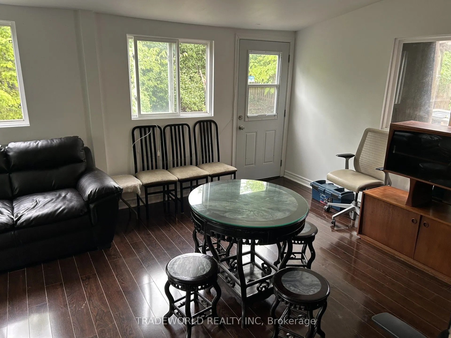 24 Keon Place