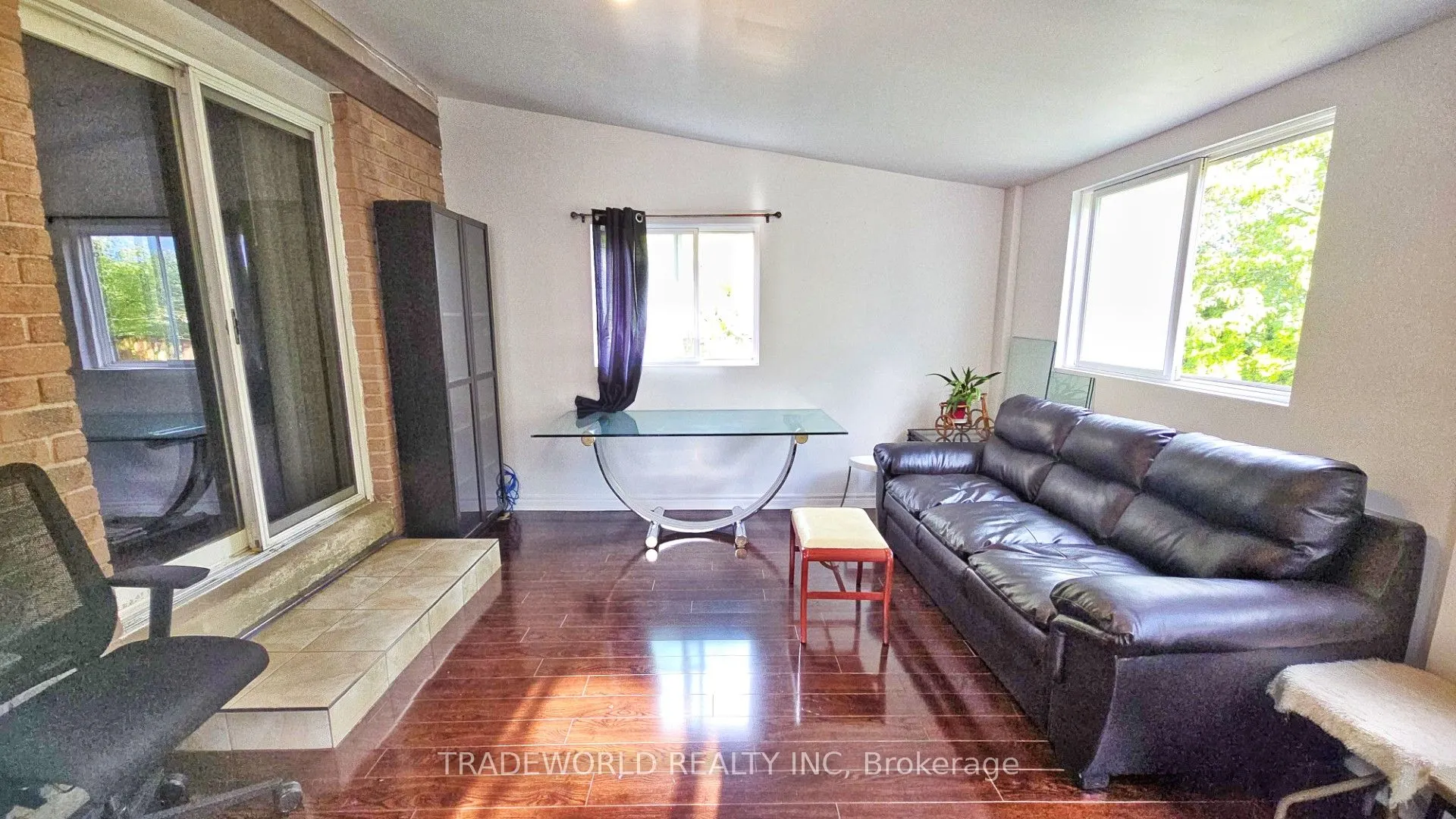 24 Keon Place