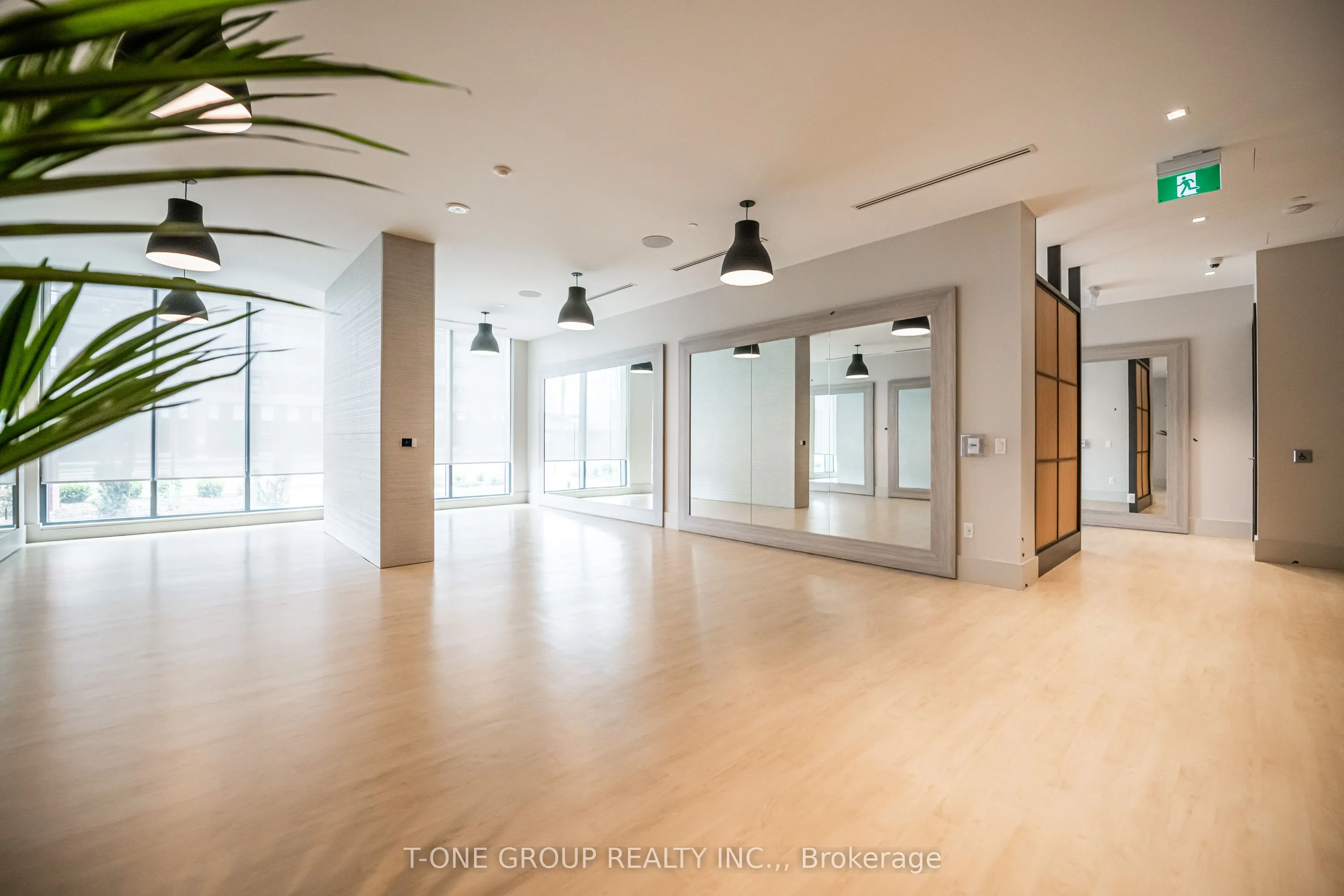 2545 Simcoe Street, #1709