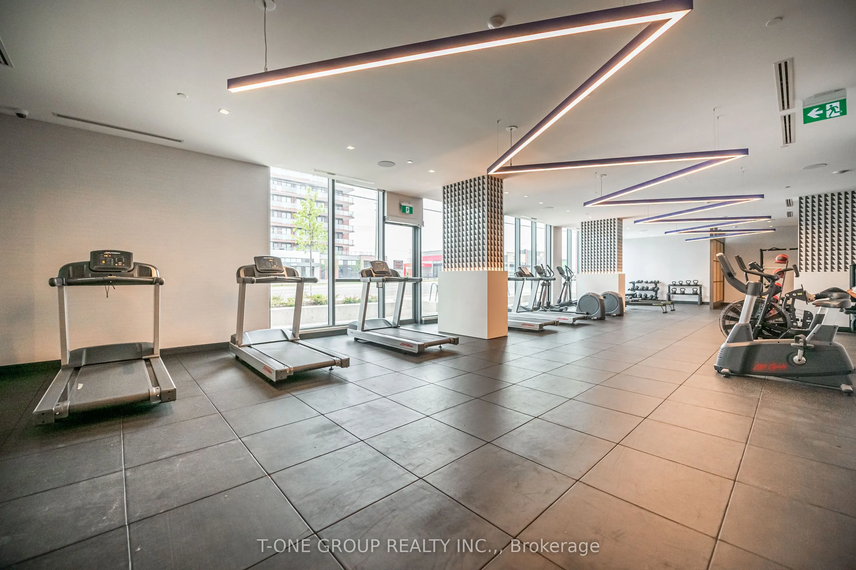 2545 Simcoe Street, #1709