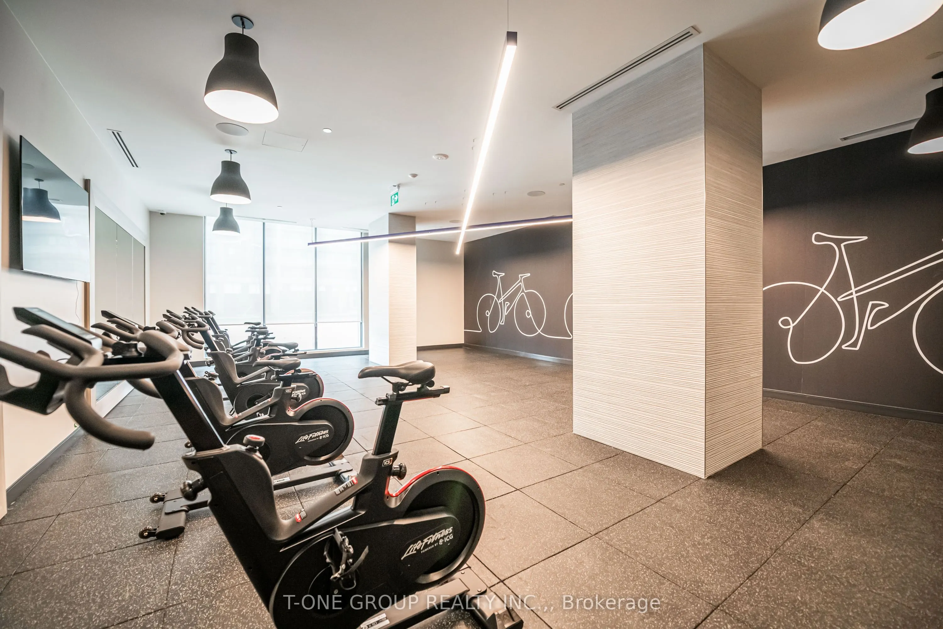 2545 Simcoe Street, #1709